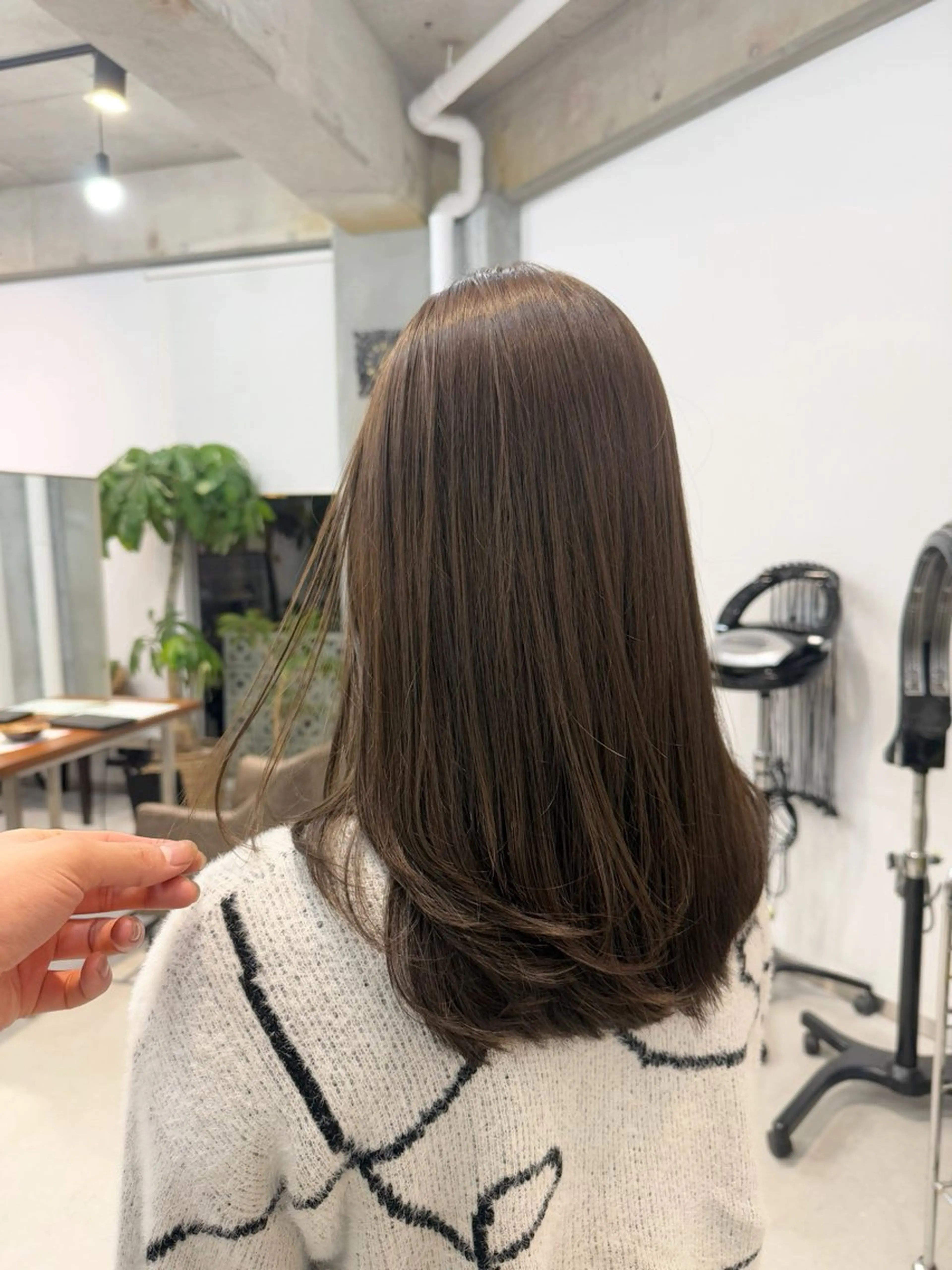 セミロング カラー ベージュカラー カット ヘアカラー トリートメント カイリ /レイヤーカットのヘアスタイル