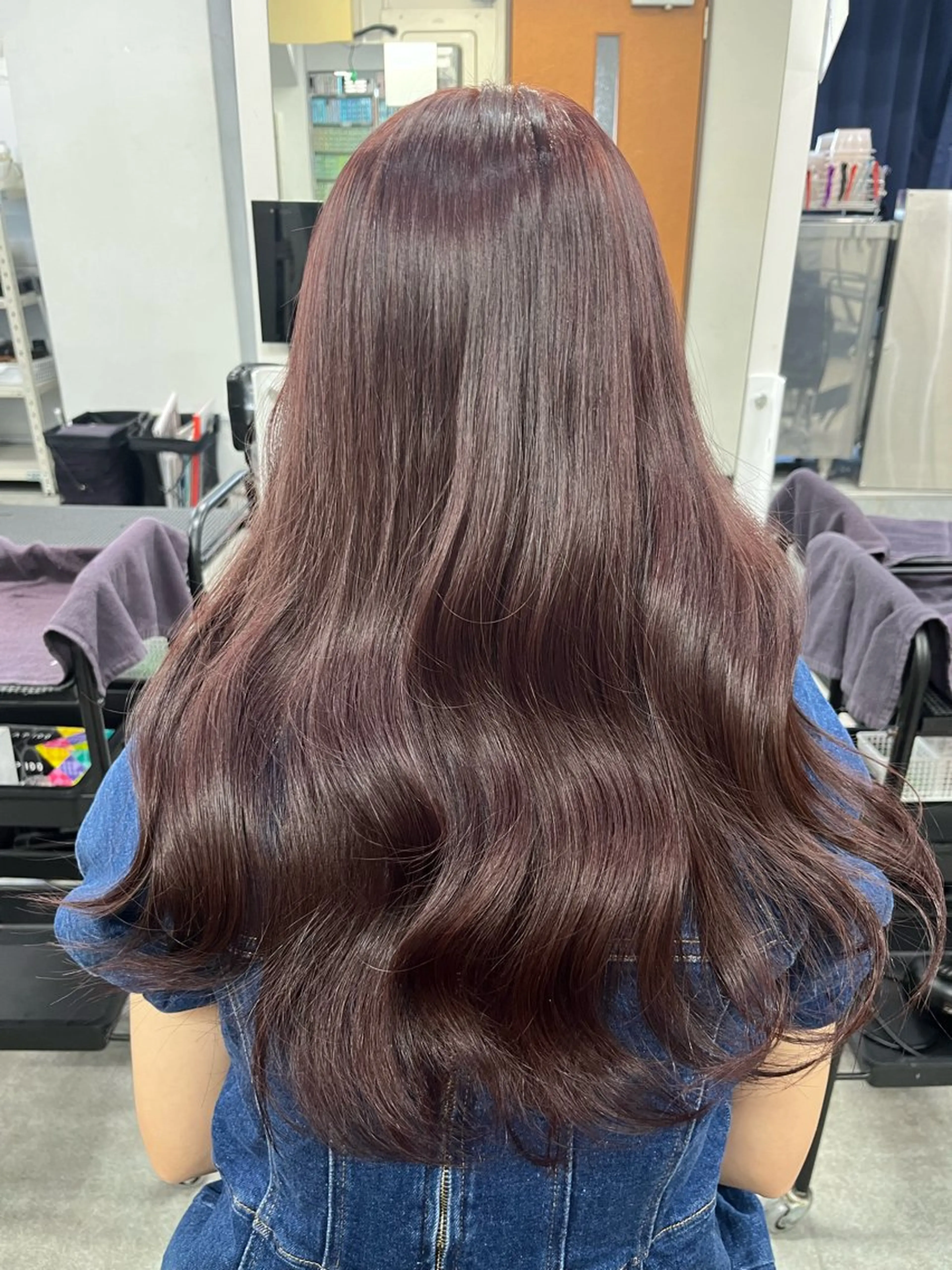 ミディアム ❤︎ワンホンガーリー なハイトーンヘア❤︎のヘアスタイル