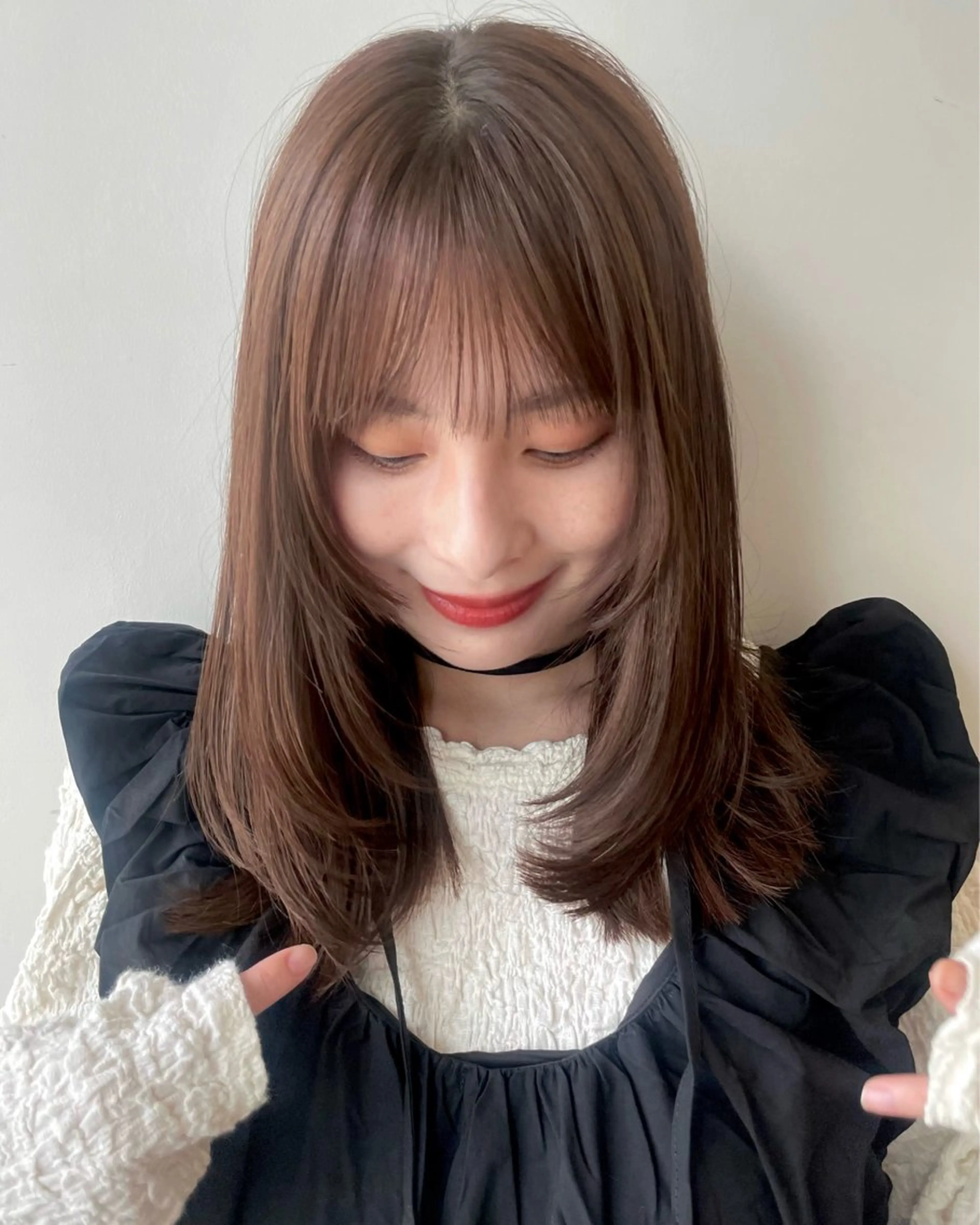 ミディアム カット ヘアカラー トリートメント 似合わせ/透明感 /レイヤー/りほ🤍のヘアスタイル