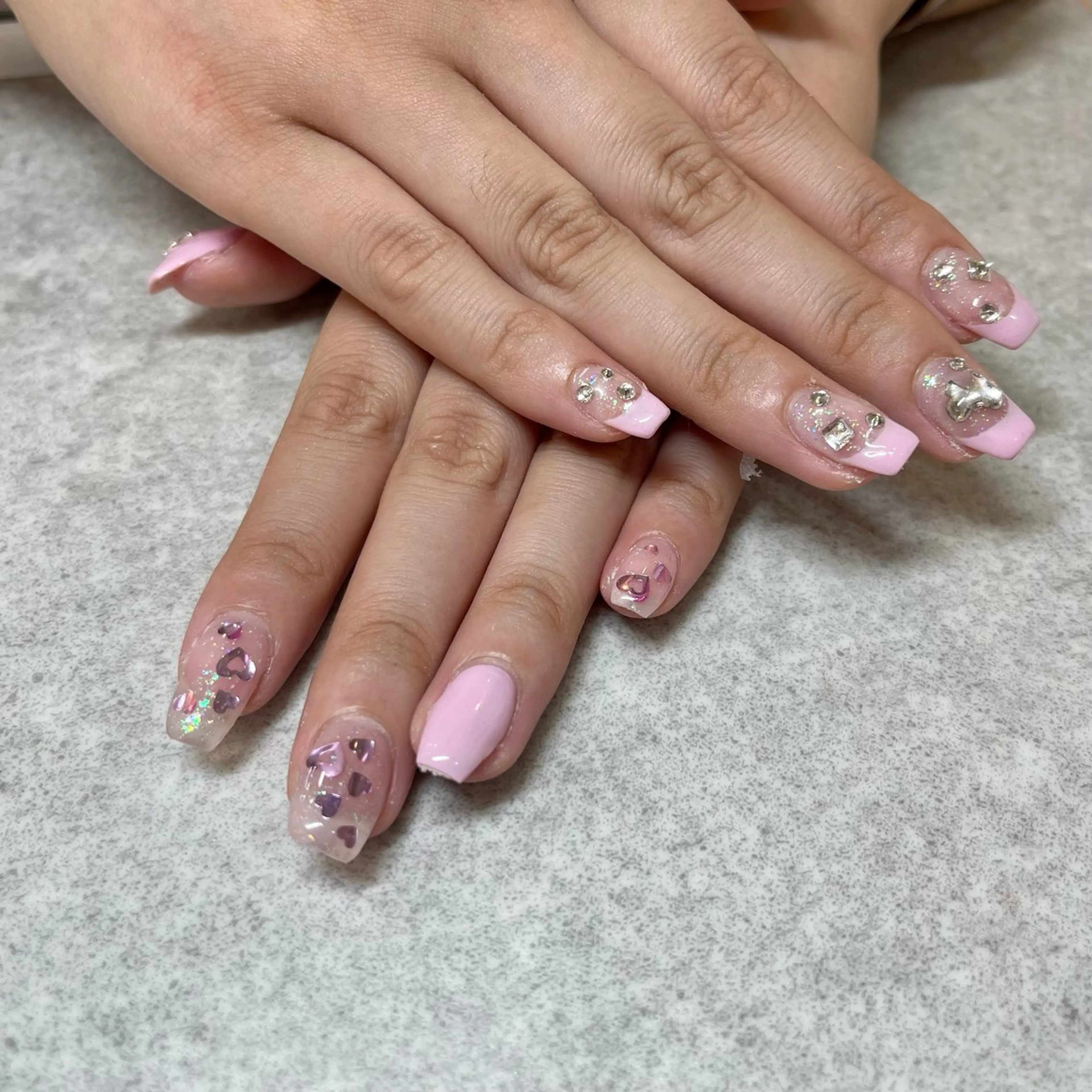 ネイル UnFLAIR KASUMIのネイルデザイン