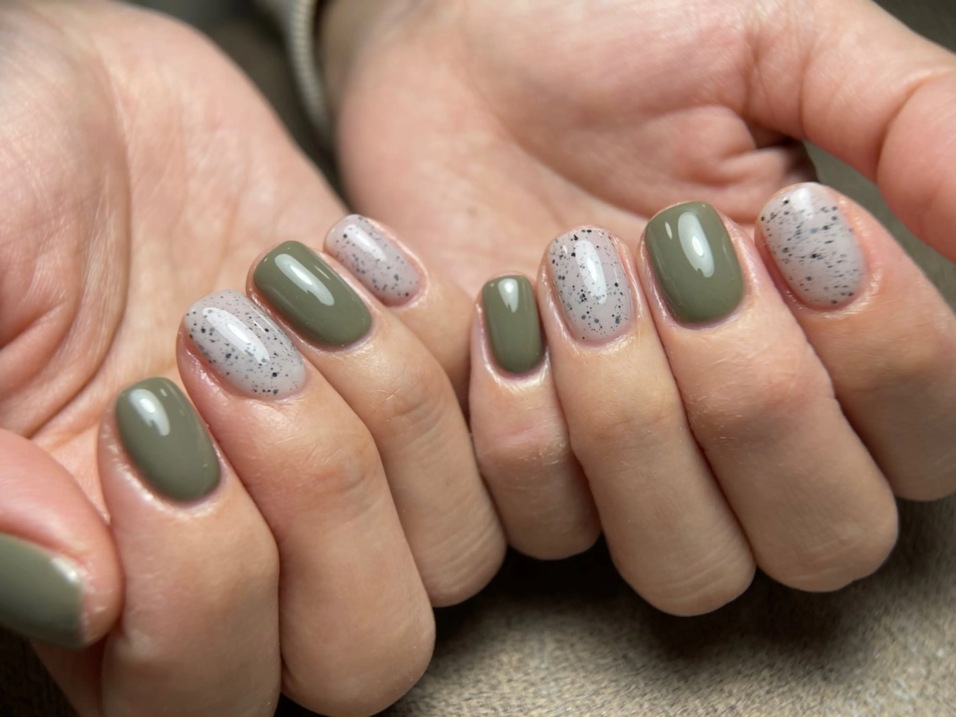 《初回・1ヶ月以内口コミ投稿はオフ無料》ちゅるんワンカラーオフ有り(2色までok)の写真