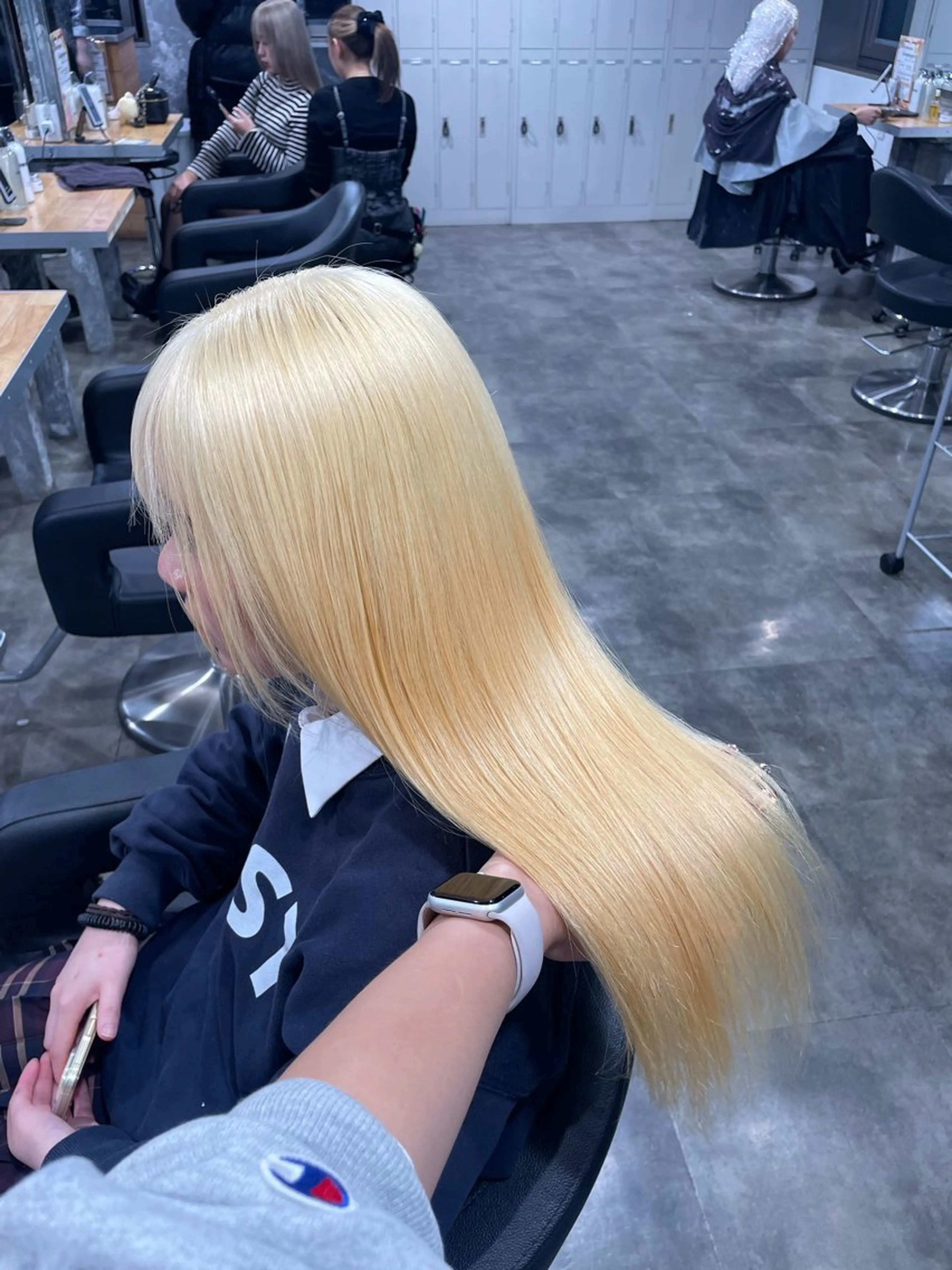 ロング カラー ヘアカラー トリートメント ハイトーン 横浜💞ミオのヘアスタイル