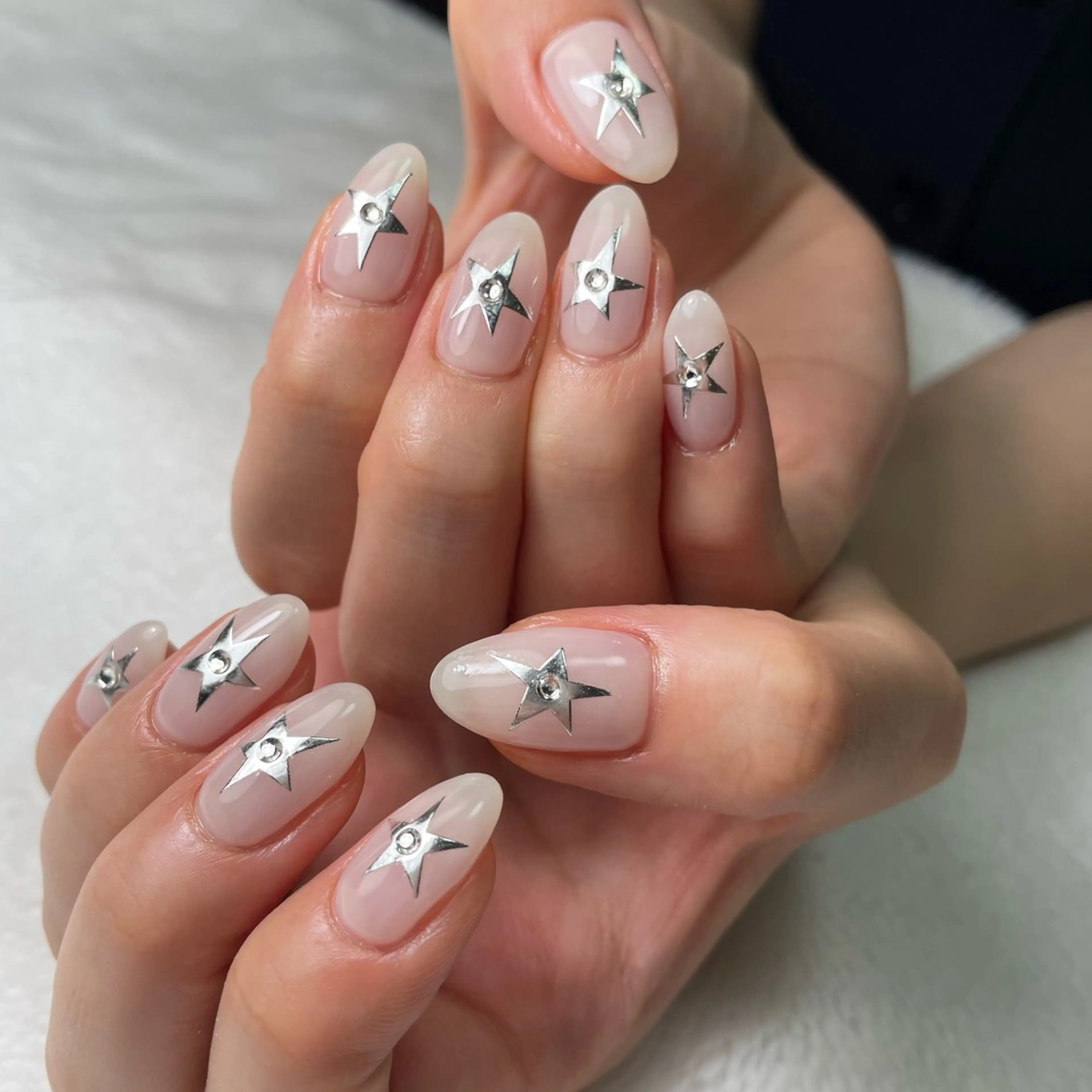 ネイル アートネイル ジェルネイル ストーンネイル ハンドネイル kipinail 川﨑えりかのネイルデザイン