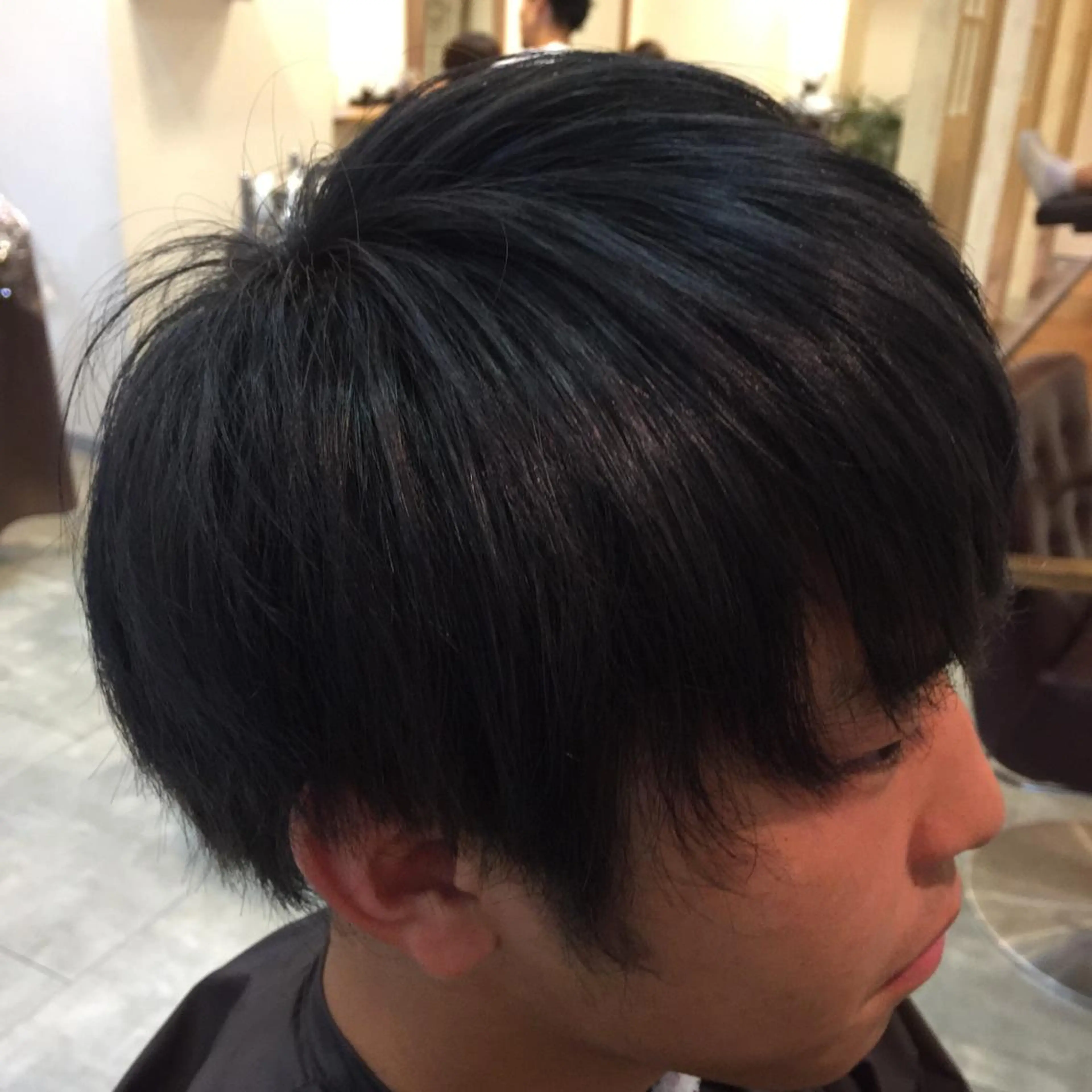 カラー メンズ 黒髪 ブルーカラー ブルーブラック 透明感/ 美髪矯正/田中恭のヘアスタイル