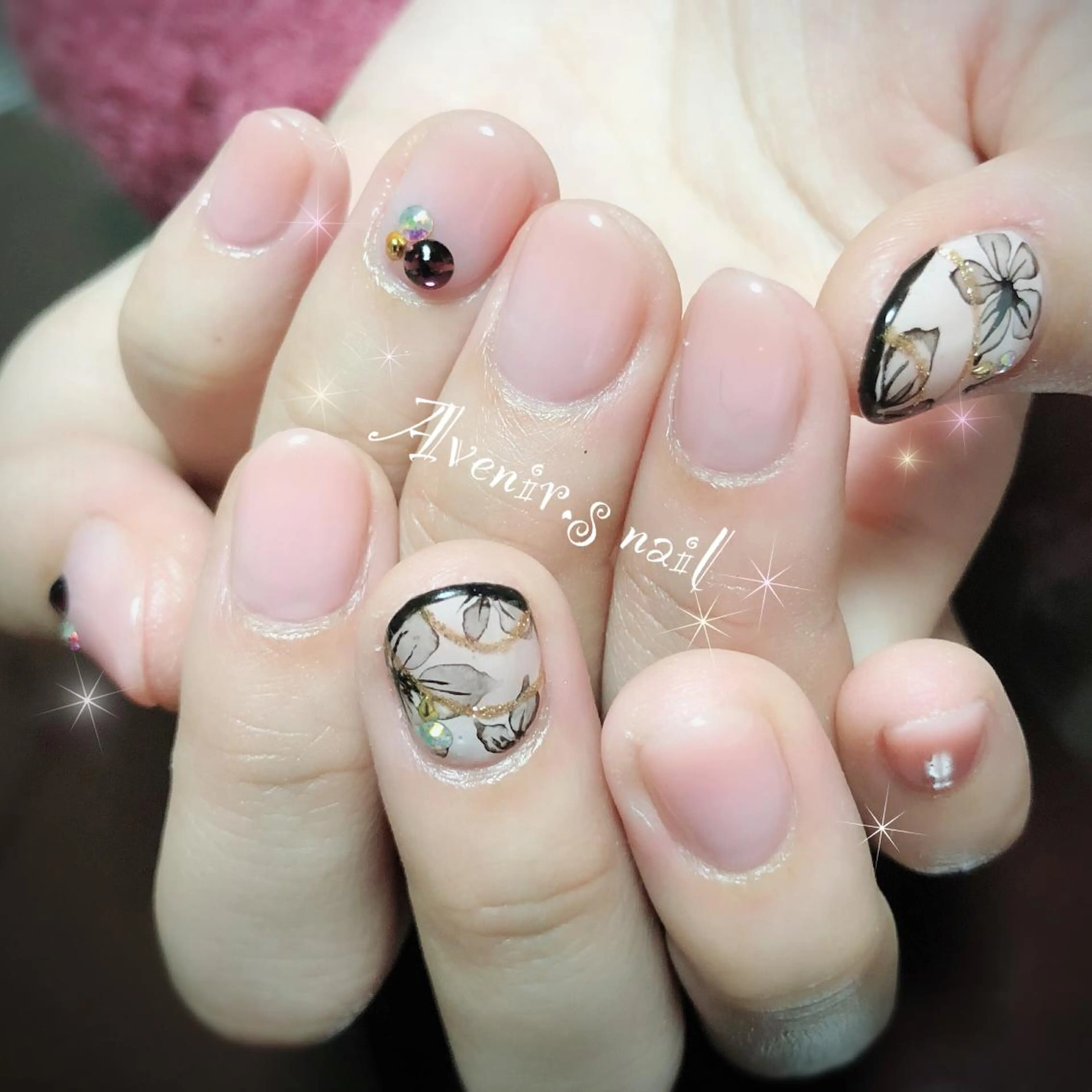 ネイル アートネイル フラワーネイル Home Salon Avenir.のネイルデザイン