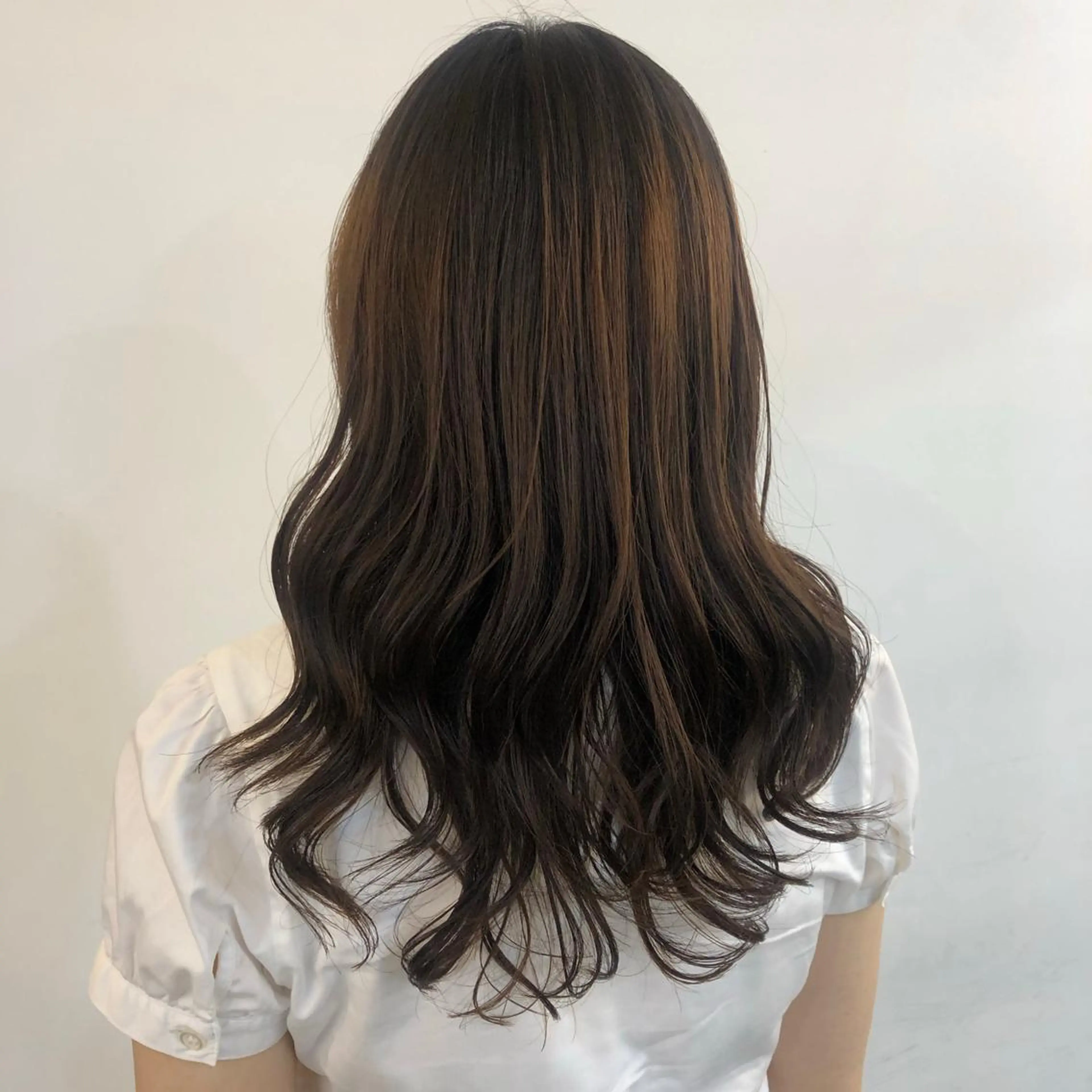 セミロング セミロングパーマ 🤍韓国ヘア🇰🇷 タバタサオリ🤍のヘアスタイル