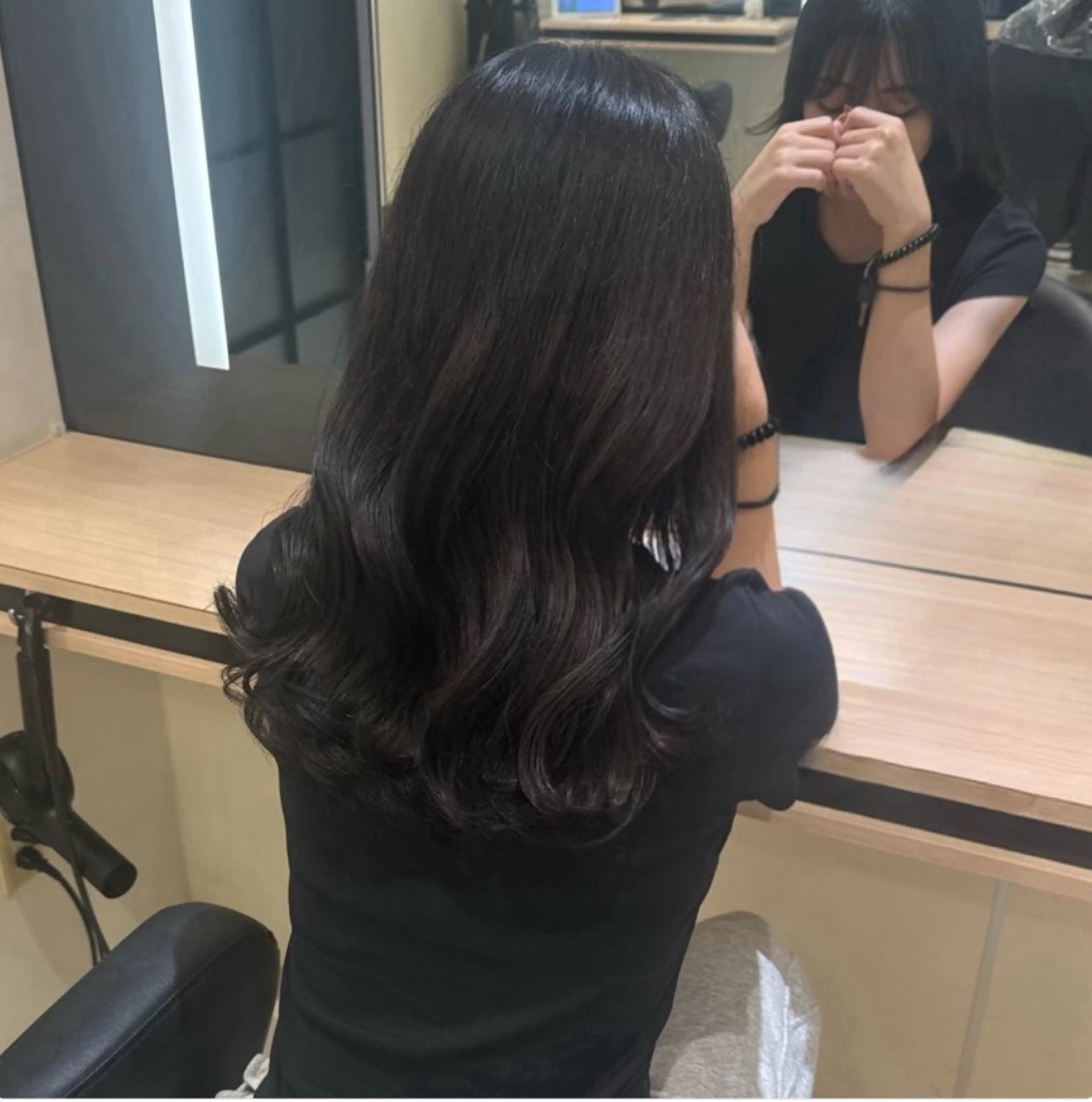 ロング カラー ヘアカラー トリートメント ひなの🫧ベージュ系 艶カラーのヘアスタイル