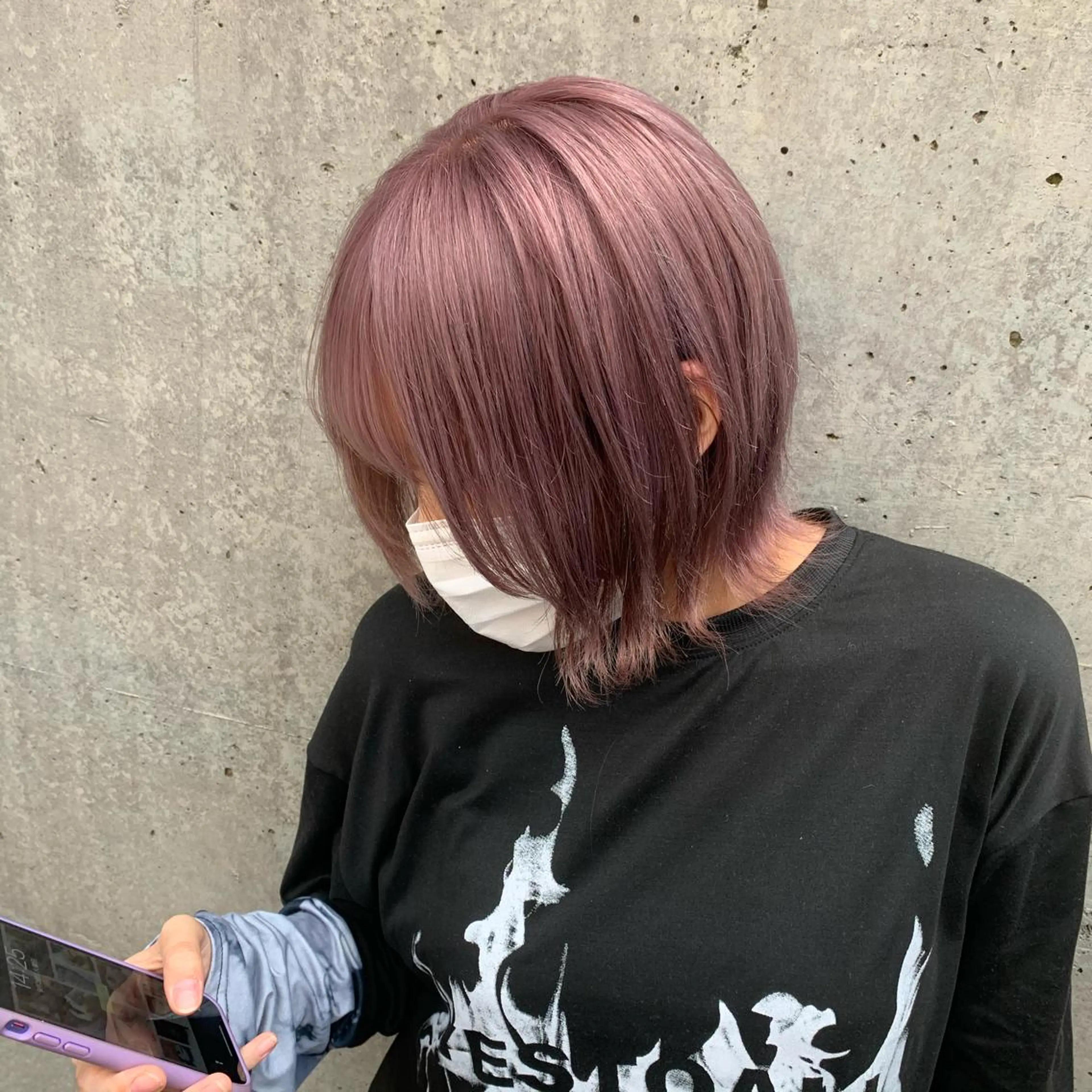 ショート カラー ブリーチ カット ヘアカラー 🌷モテ髪推しカラー moe🐰🌷のヘアスタイル