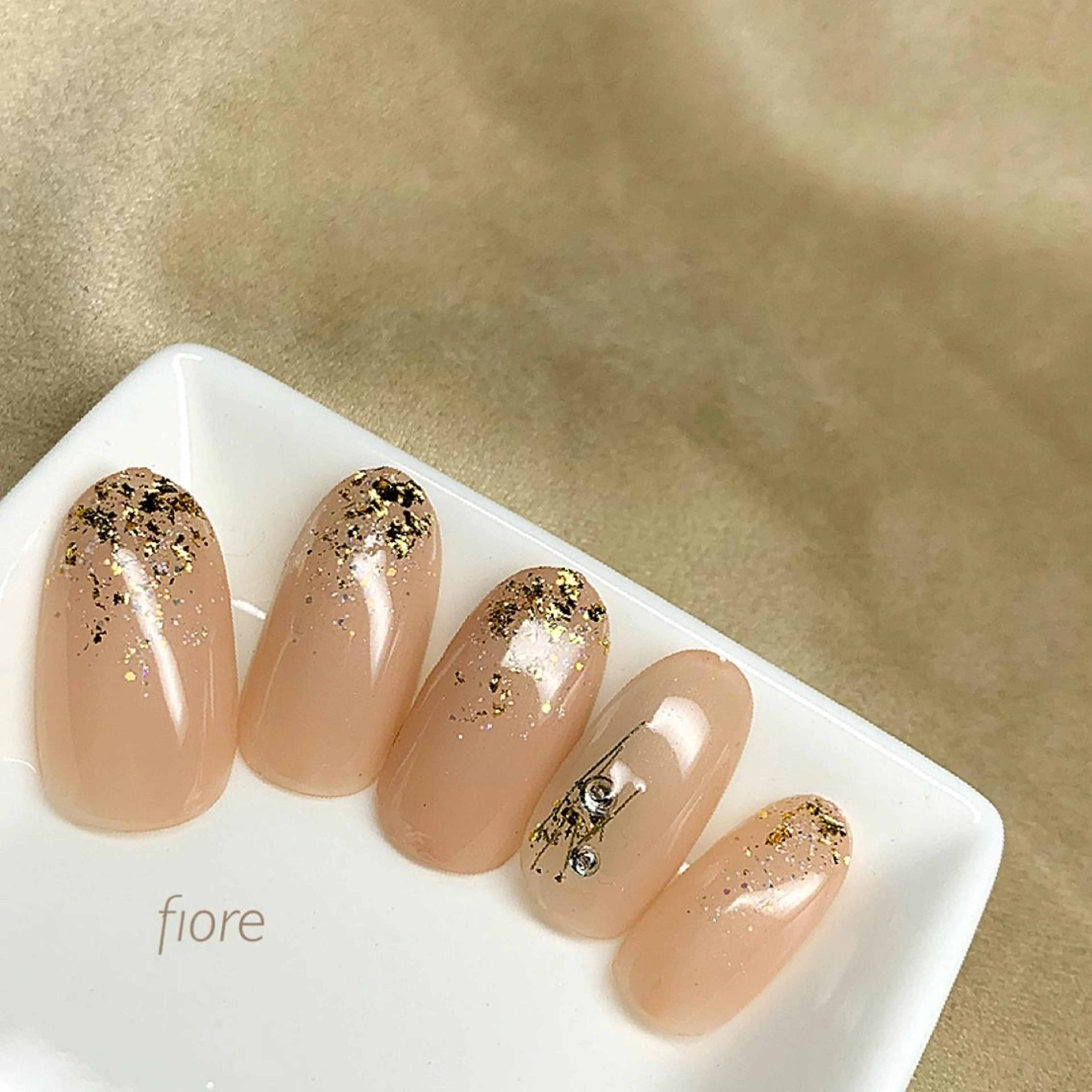 ネイル フィオーレ  fiore所属・fiore みゆきのネイルデザイン