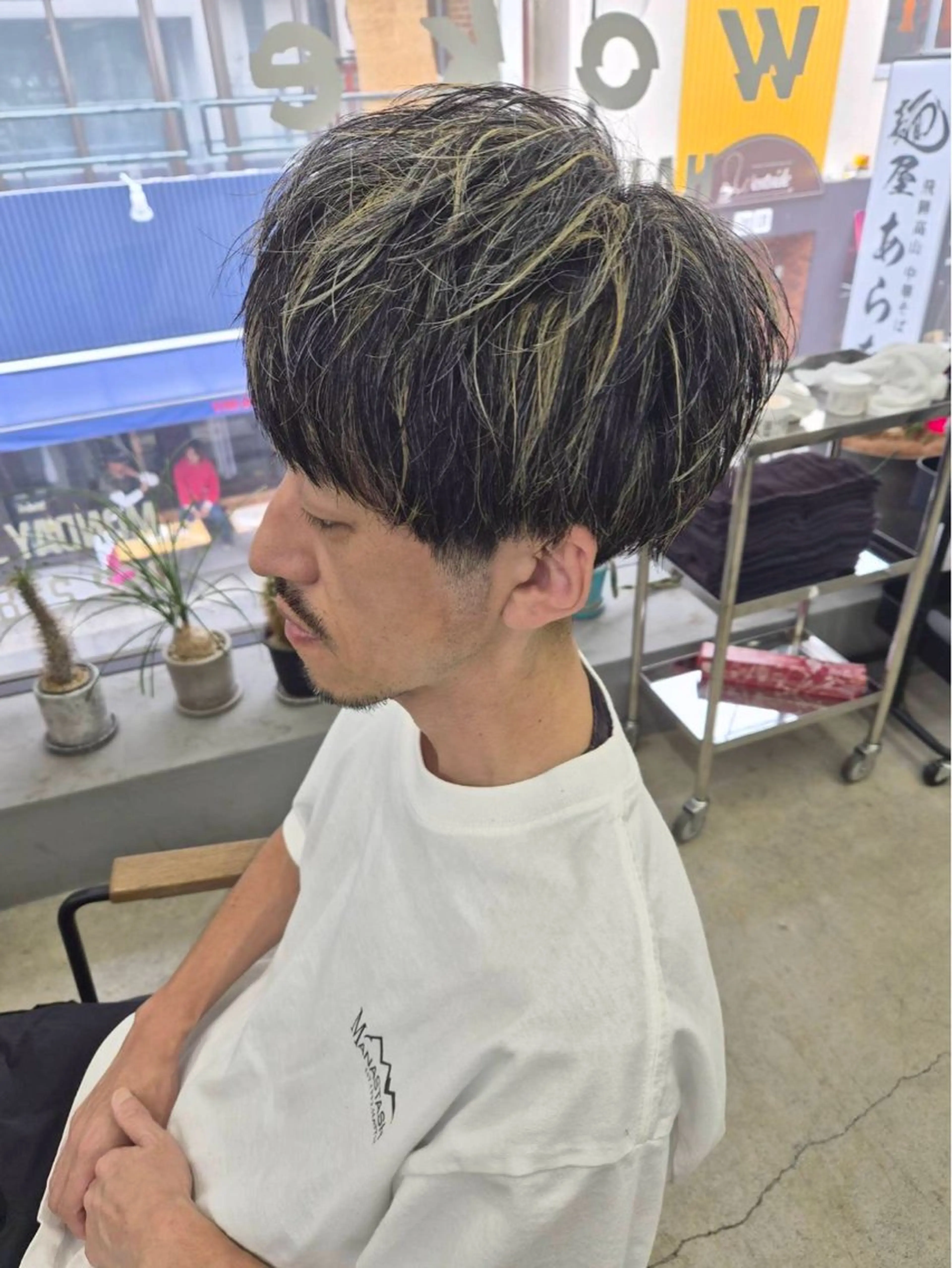 ショート カラー メンズ カット ヘアカラー メンズ専門サロン wokeのヘアスタイル