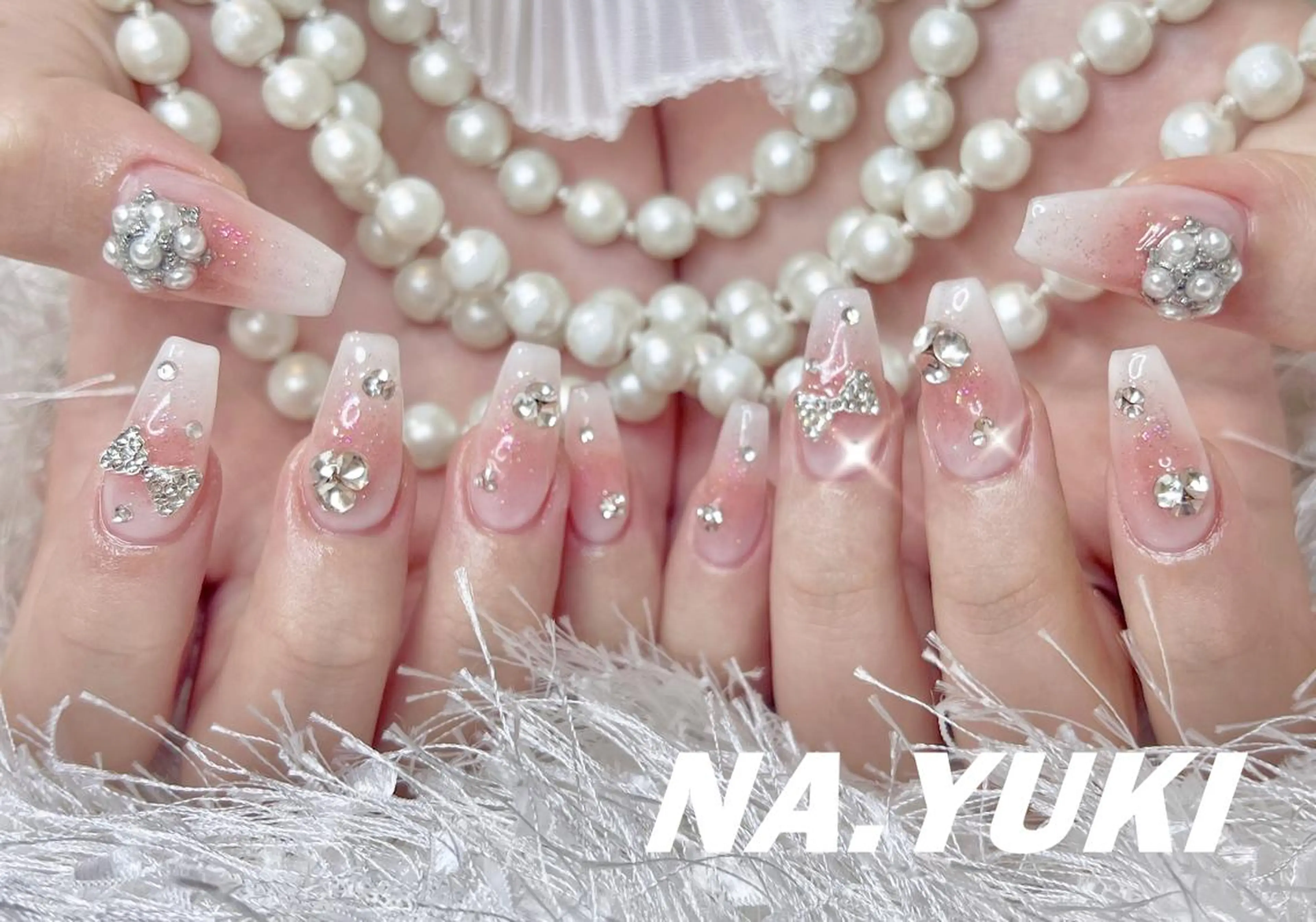 ネイル ハンドネイル ハンドケア 🌷 Mooning 🌷のネイルデザイン