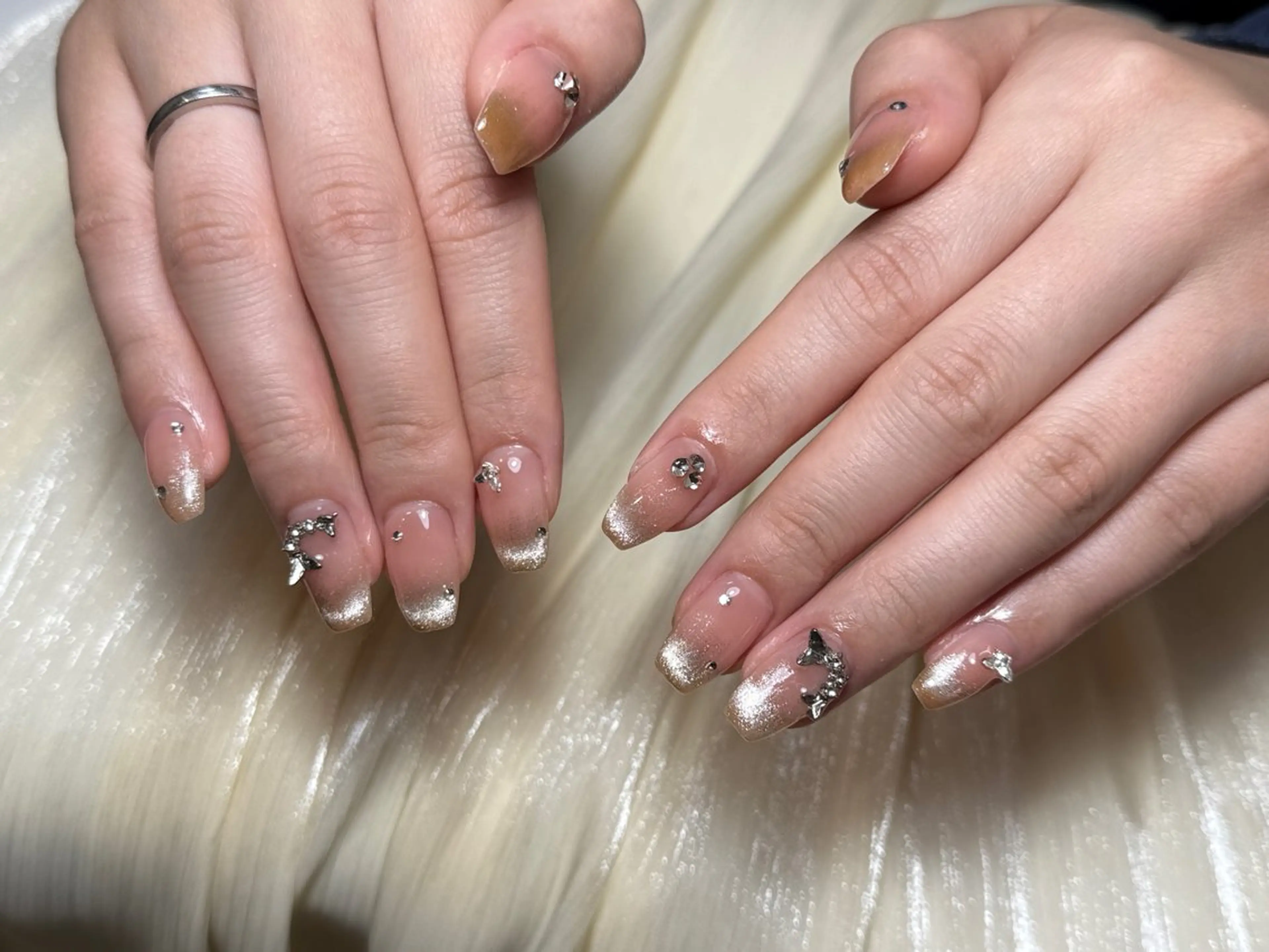 ネイル ハンドネイル ハンドケア DEMAIN- ERIのネイルデザイン