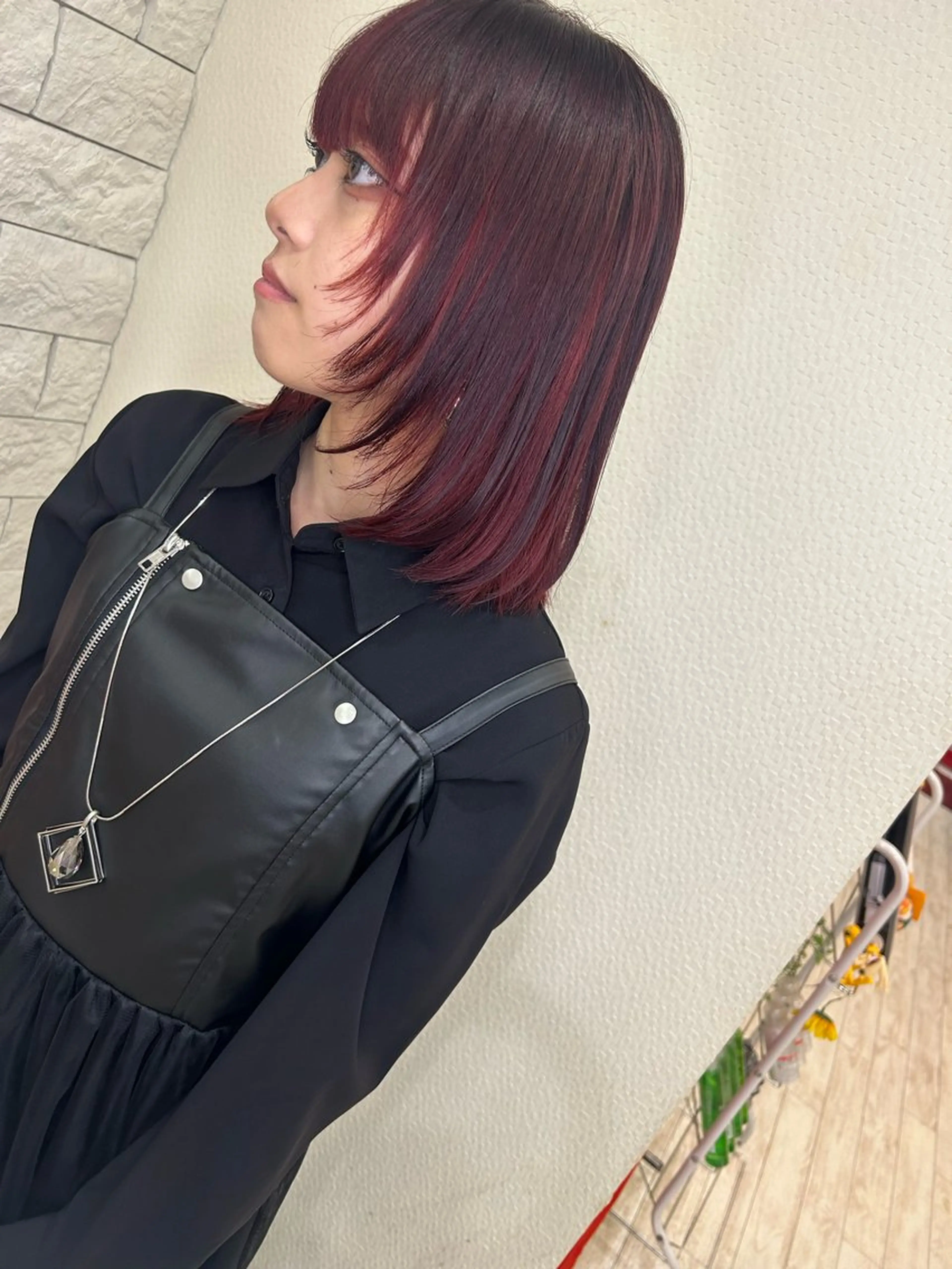 ミディアム カラー ヘアアレンジ レッドカラー 今村公介 ブリーチ特化、派手髪のヘアスタイル