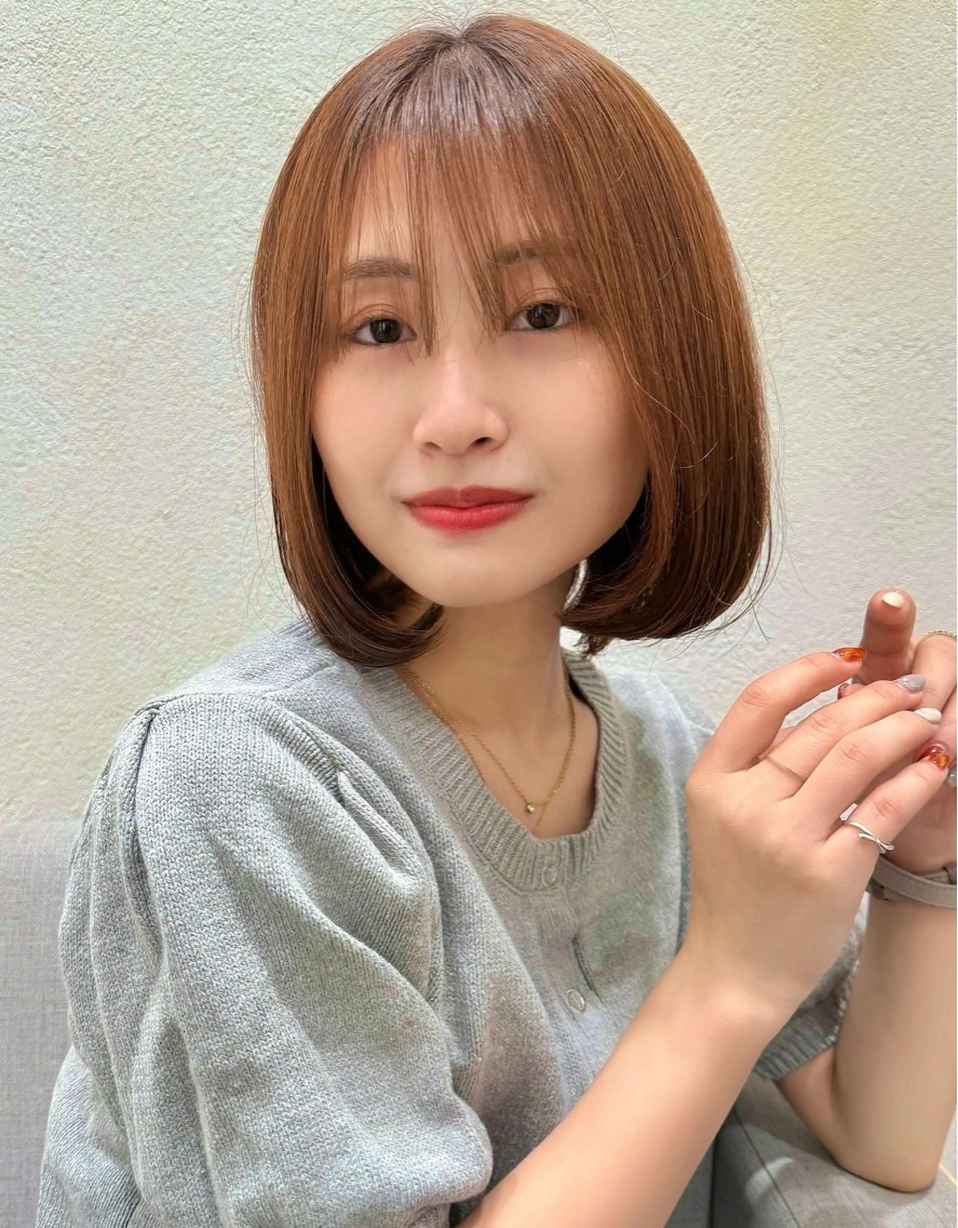 ミディアム 米澤 由衣のヘアスタイル