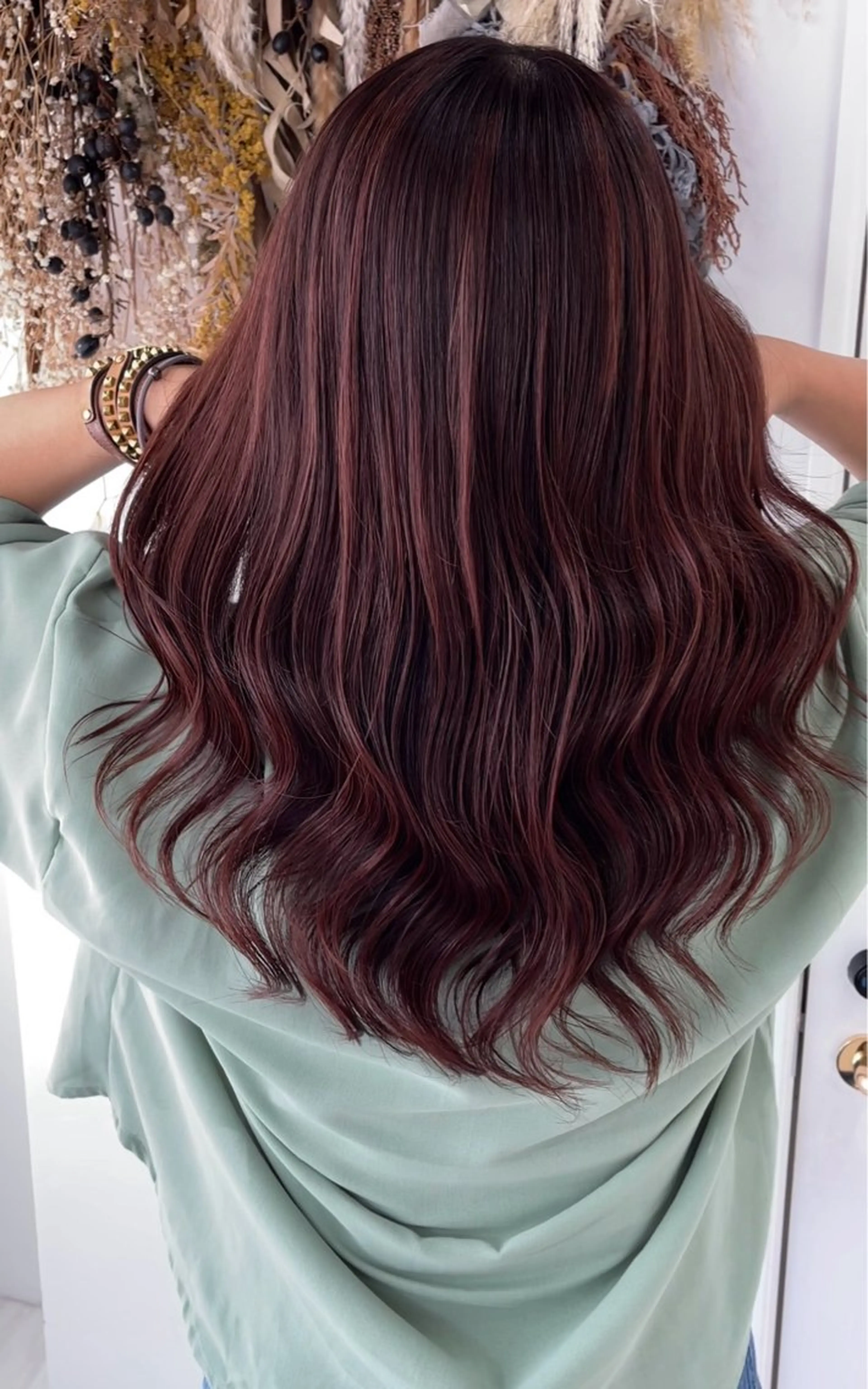 ロング カラー ヘアカラー トリートメント Charmant【シェルマン】所属・〘Charmant〙 レイのヘアスタイル