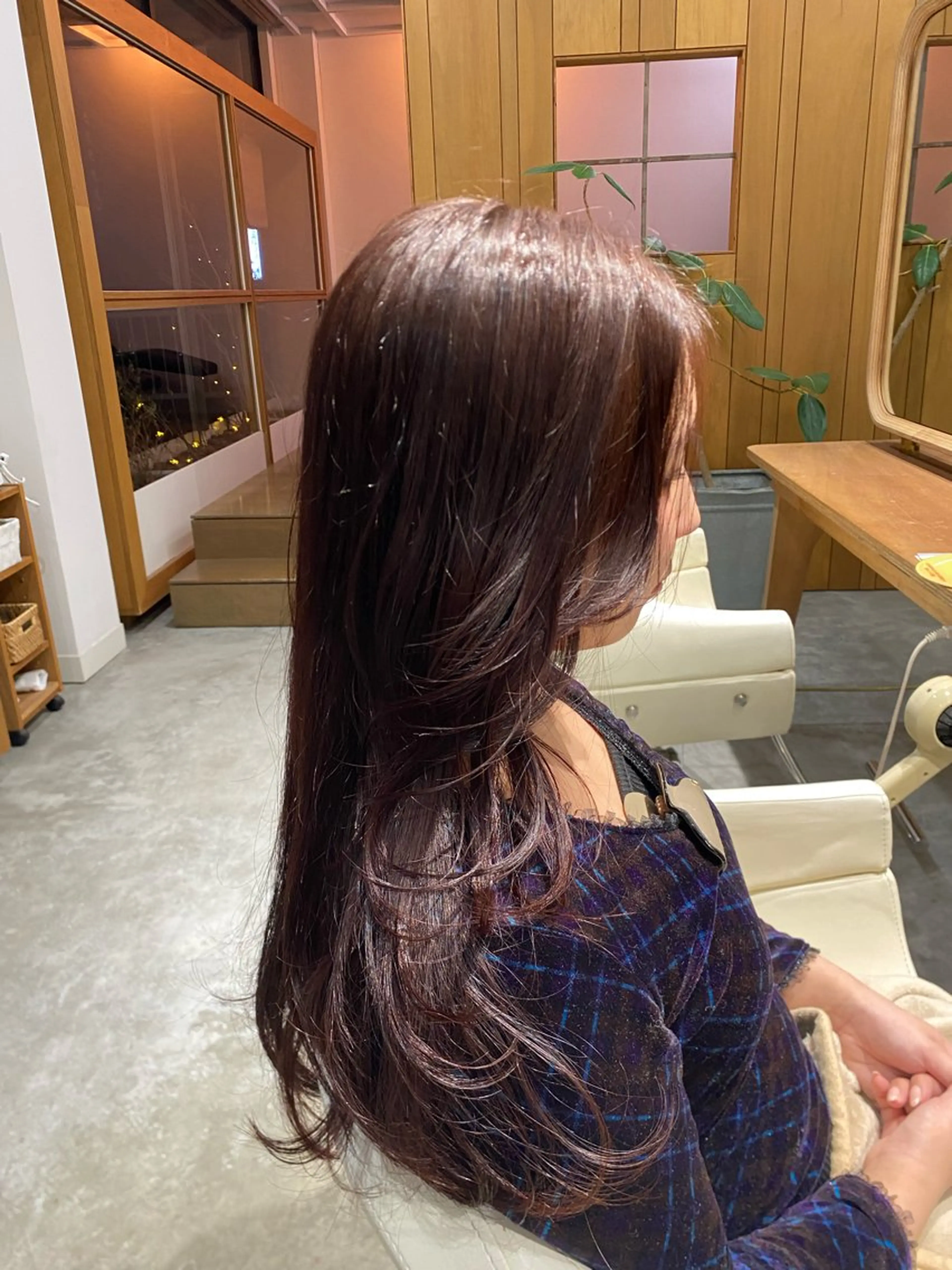 ロング カラー ブリーチ ブラウンカラー ケアブリーチ イヤリングカラー インナーカラー カット ヘアカラー fulam所属・MIKU ／fulamのヘアスタイル