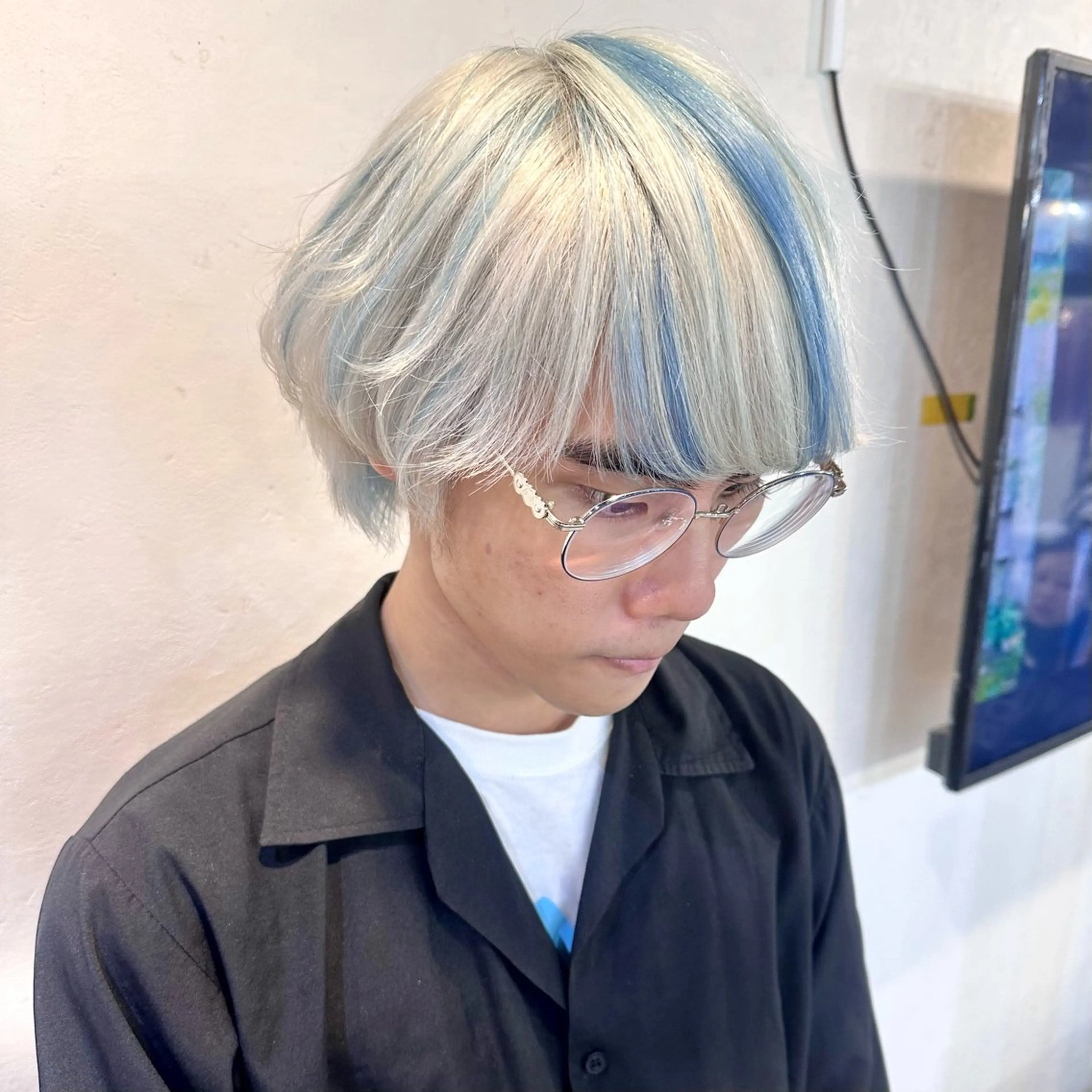 ショート カラー ハイトーン/ブリーチ 🫧みずほ🫧のヘアスタイル