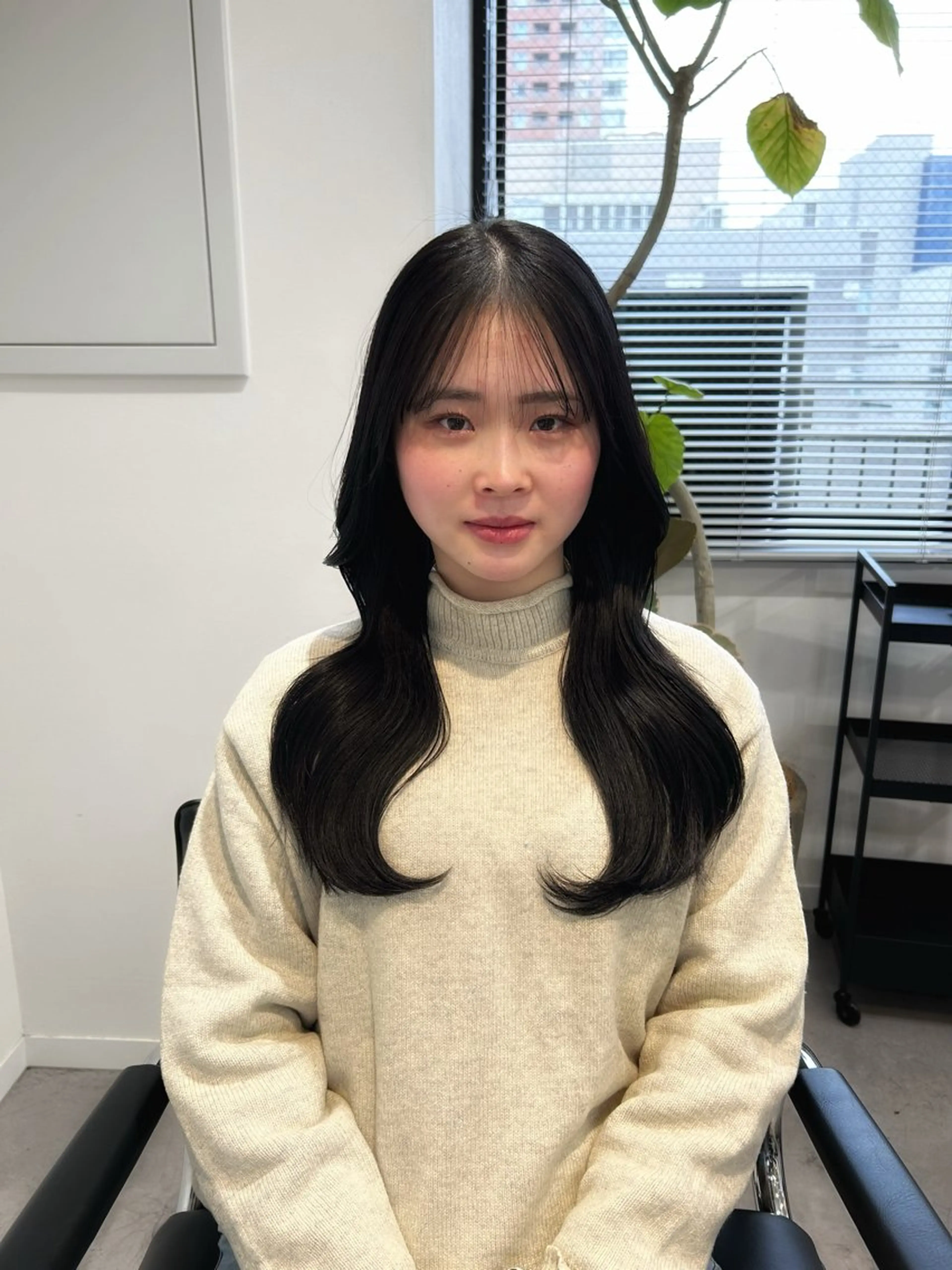 セミロング カラー くびれヘア レイヤーカット ❤️ショートカット ・顔周りカット❤️のヘアスタイル