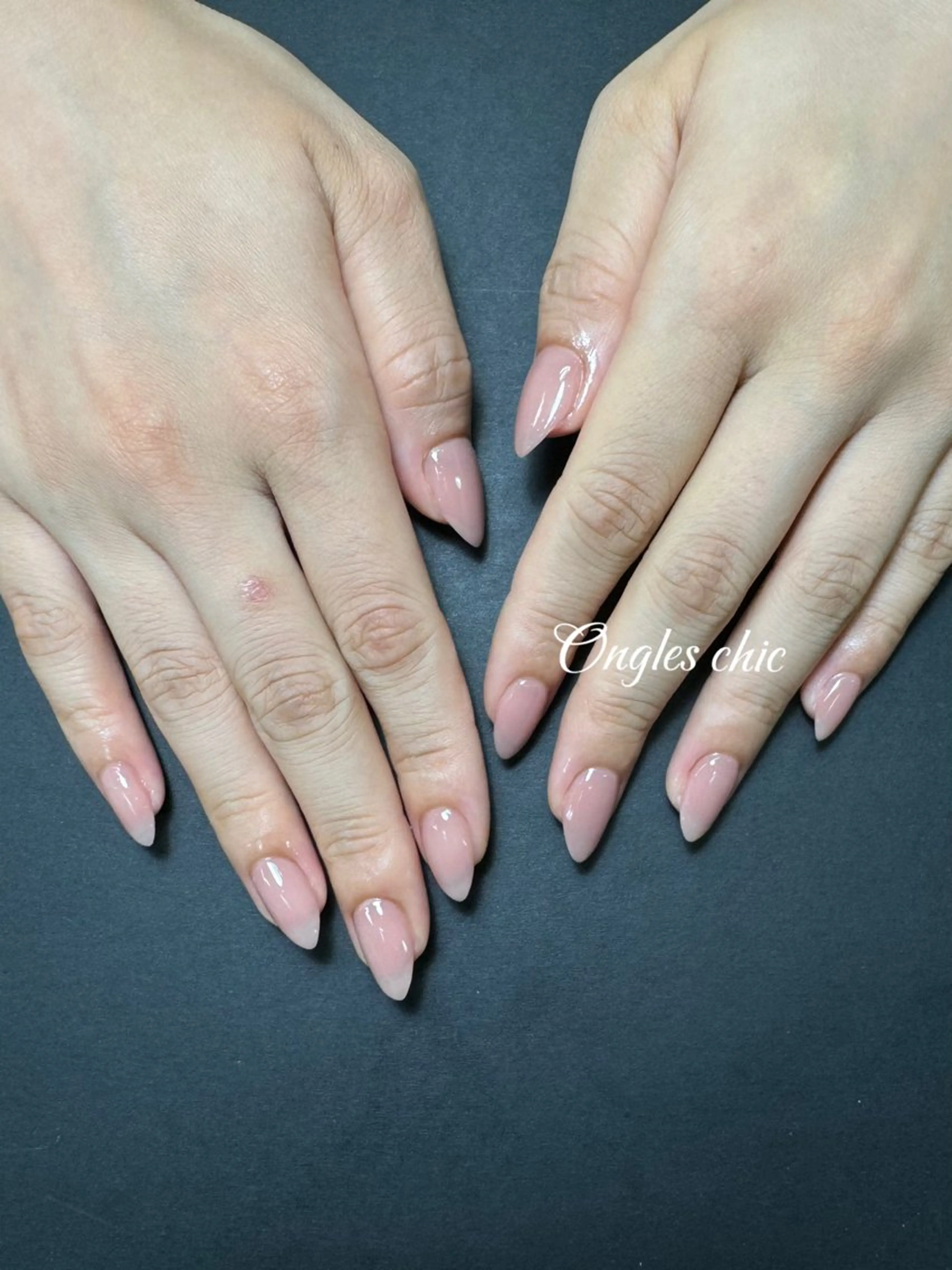 ネイル ハンドネイル ハンドケア ongles chicのネイルデザイン