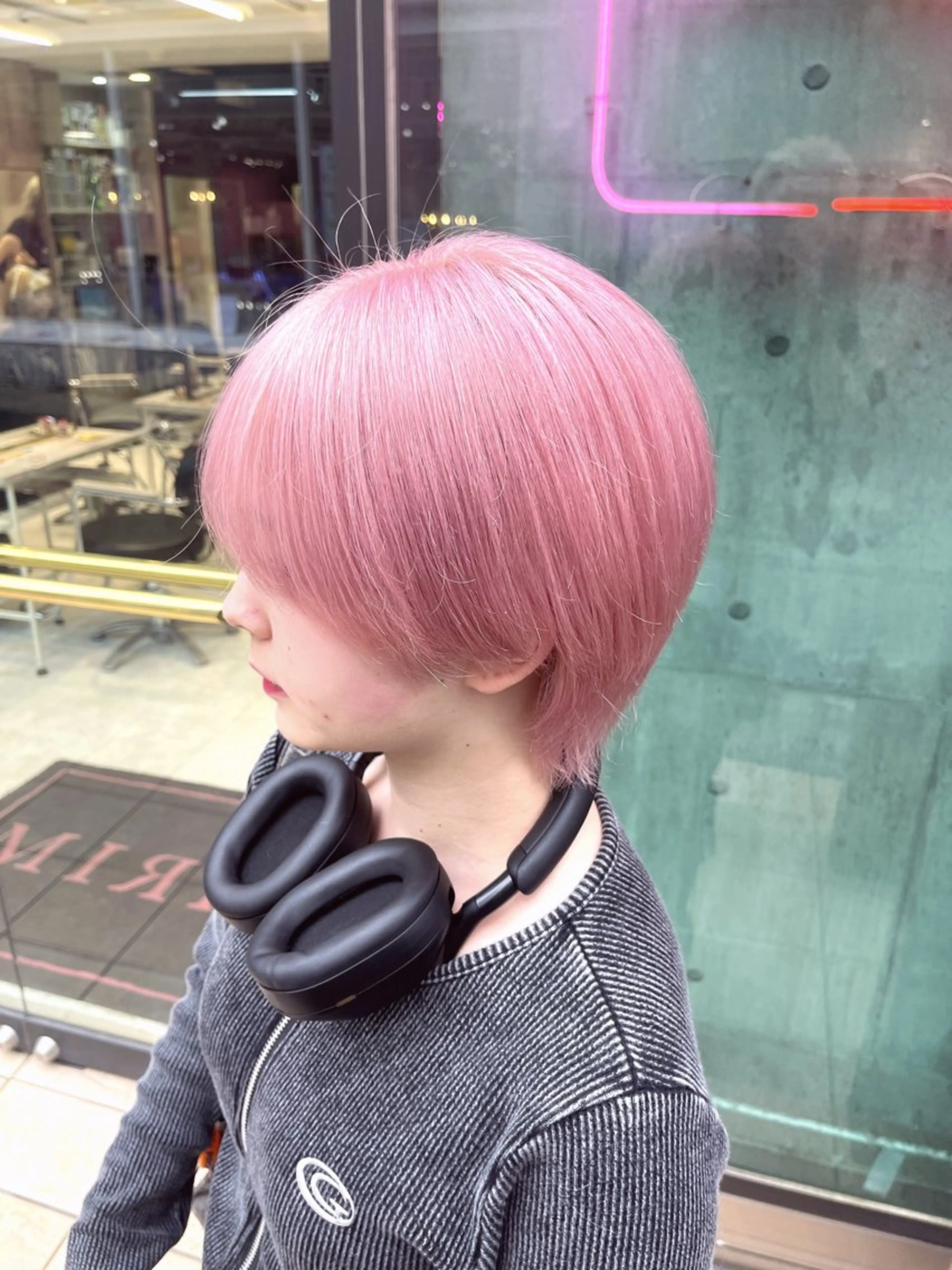ショート カラー ヘアカラー トリートメント TENSHO 原宿　ハイトーンのヘアスタイル