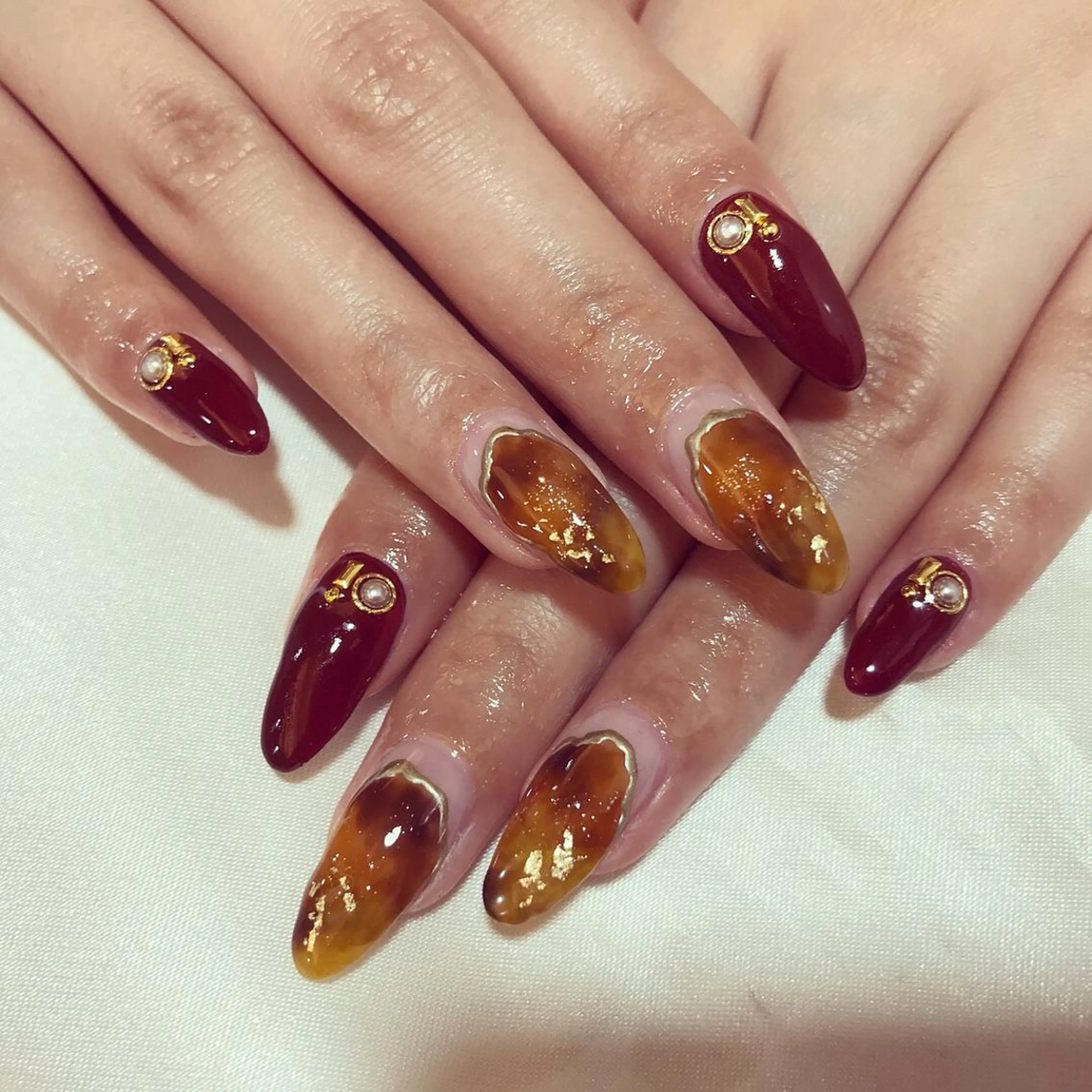 ネイル べっ甲ネイル nailsalon colon所属・nailartist lisaのネイルデザイン