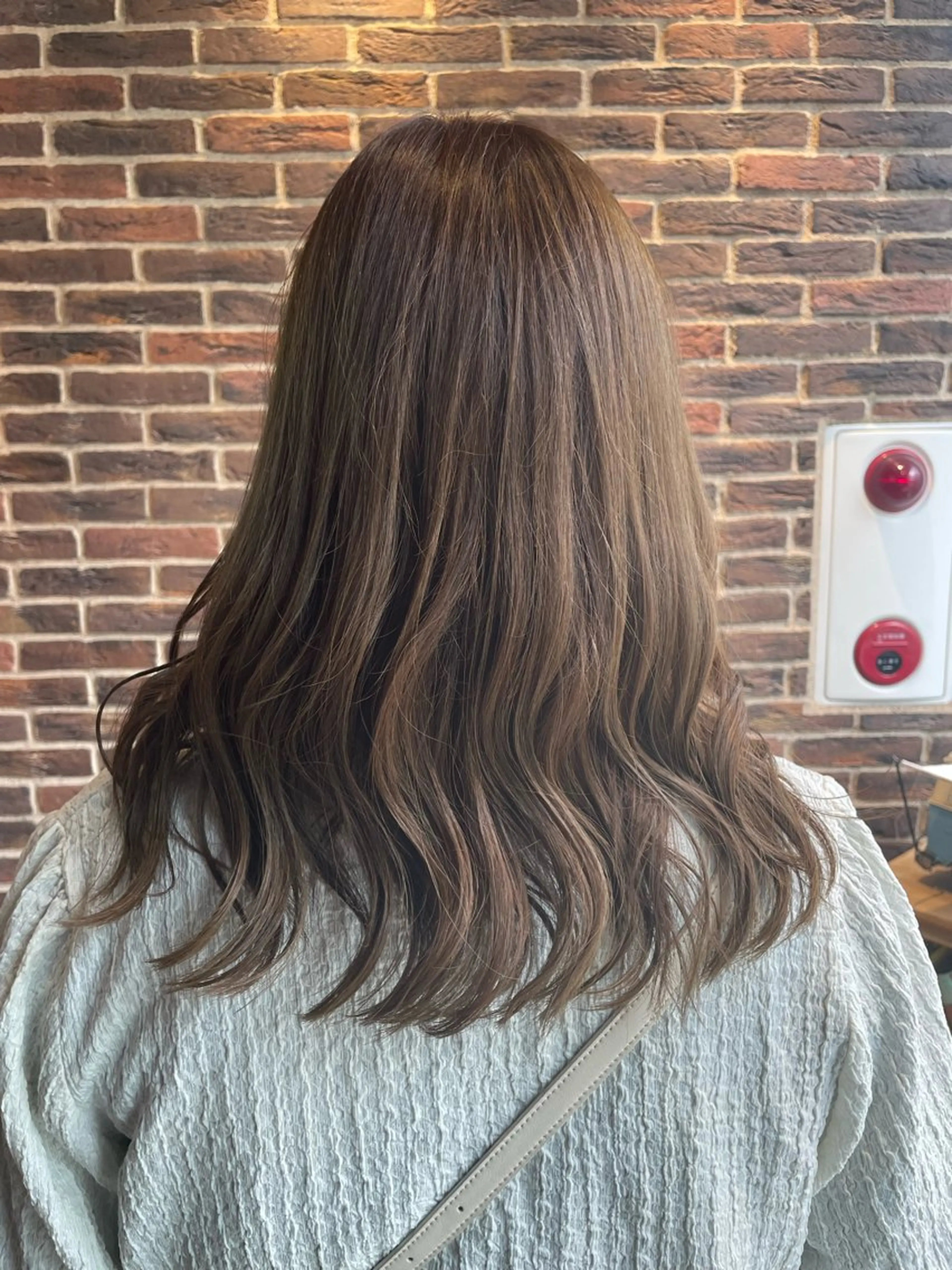 ミディアム カラー ヘアカラー トリートメント Hair salon 6所属・照井 奈保子のヘアスタイル