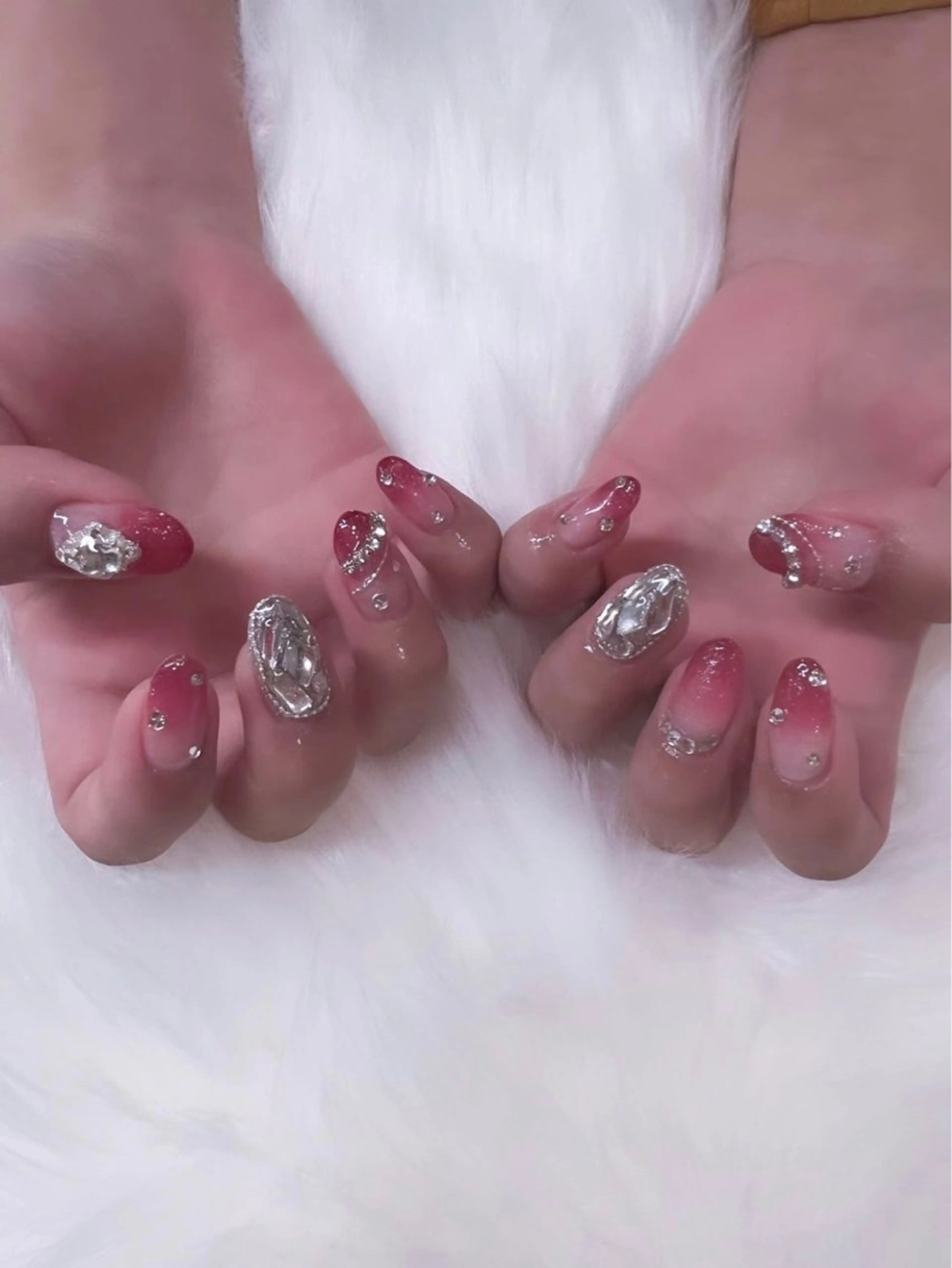 ネイル ハンドネイル ハンドケア RÊVIA所属・RÊVIA (レヴィア)のネイルデザイン