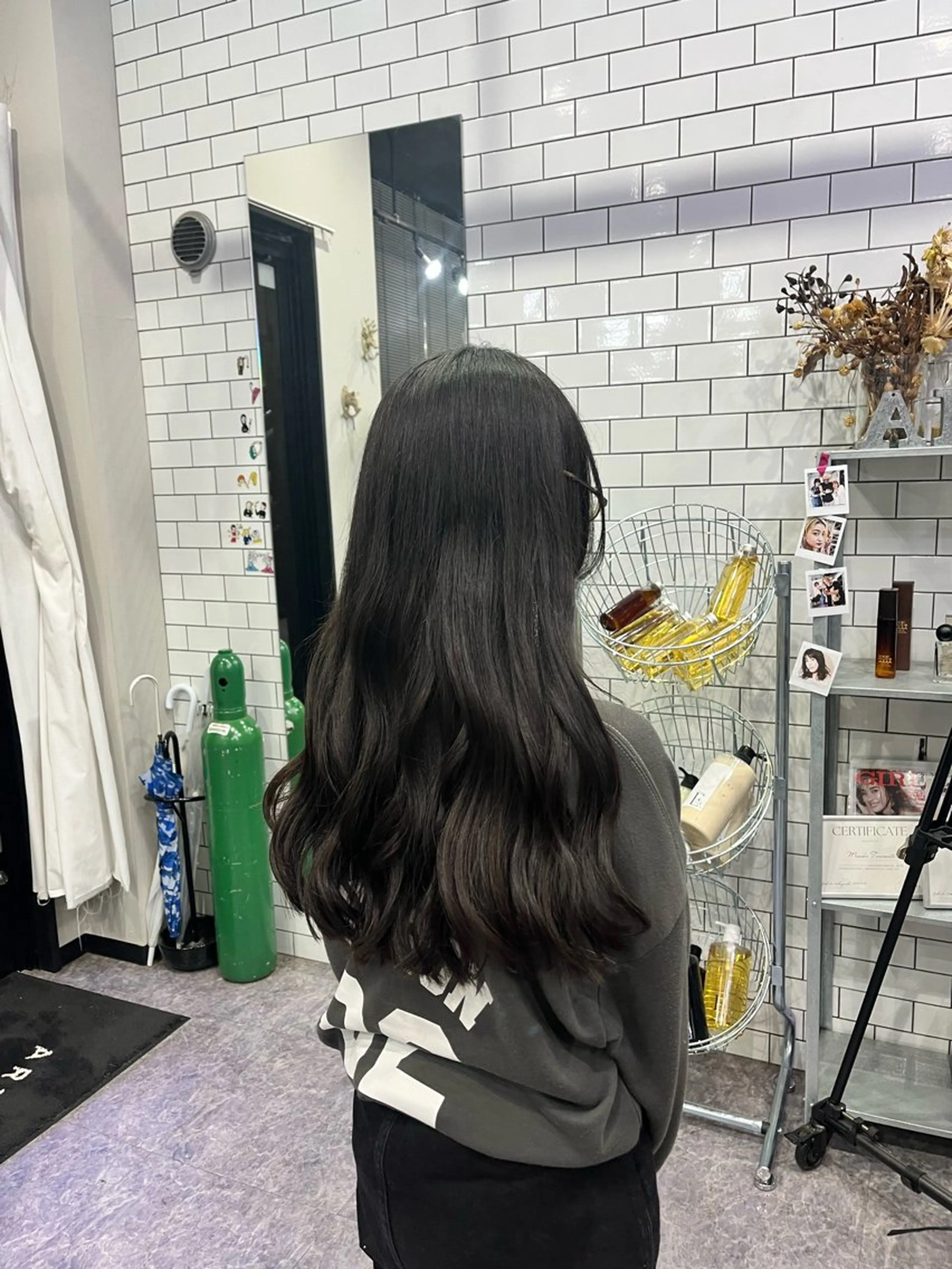 ロング カット 友滝 真菜美のヘアスタイル
