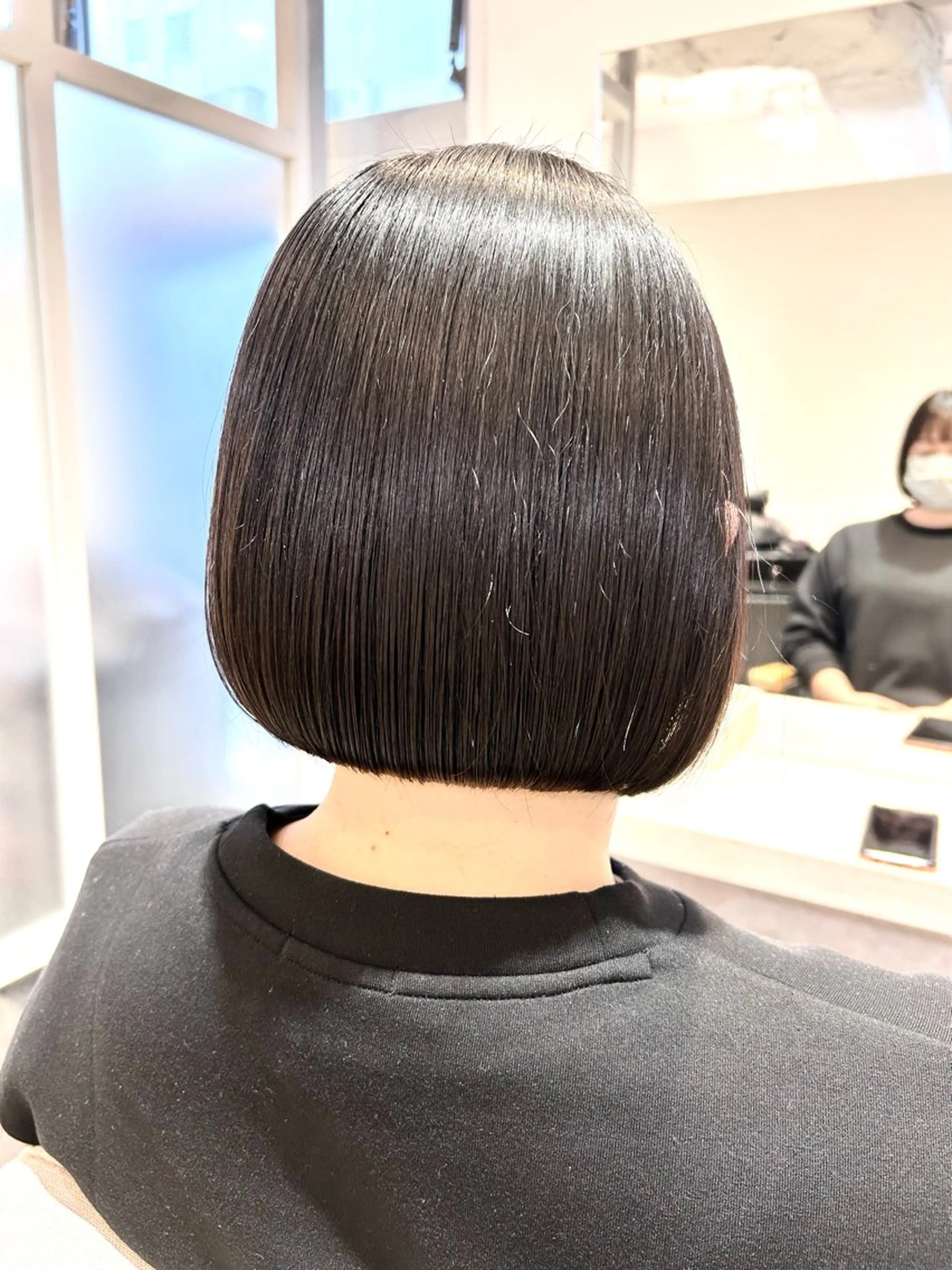 ボブカット+地毛風ストレート+2step艶トリートメントの写真