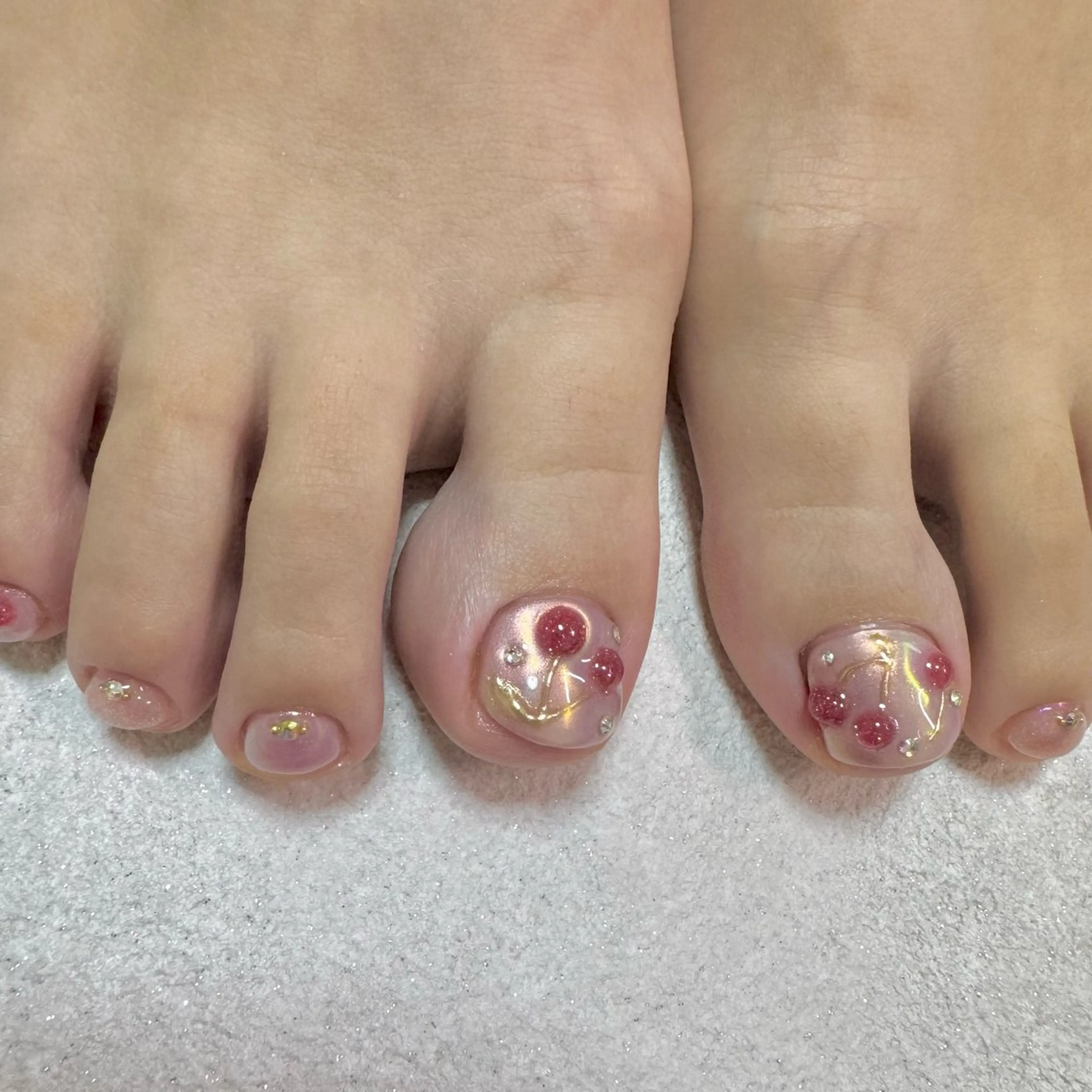 ネイル フットネイル nail salon e'mu💐のネイルデザイン