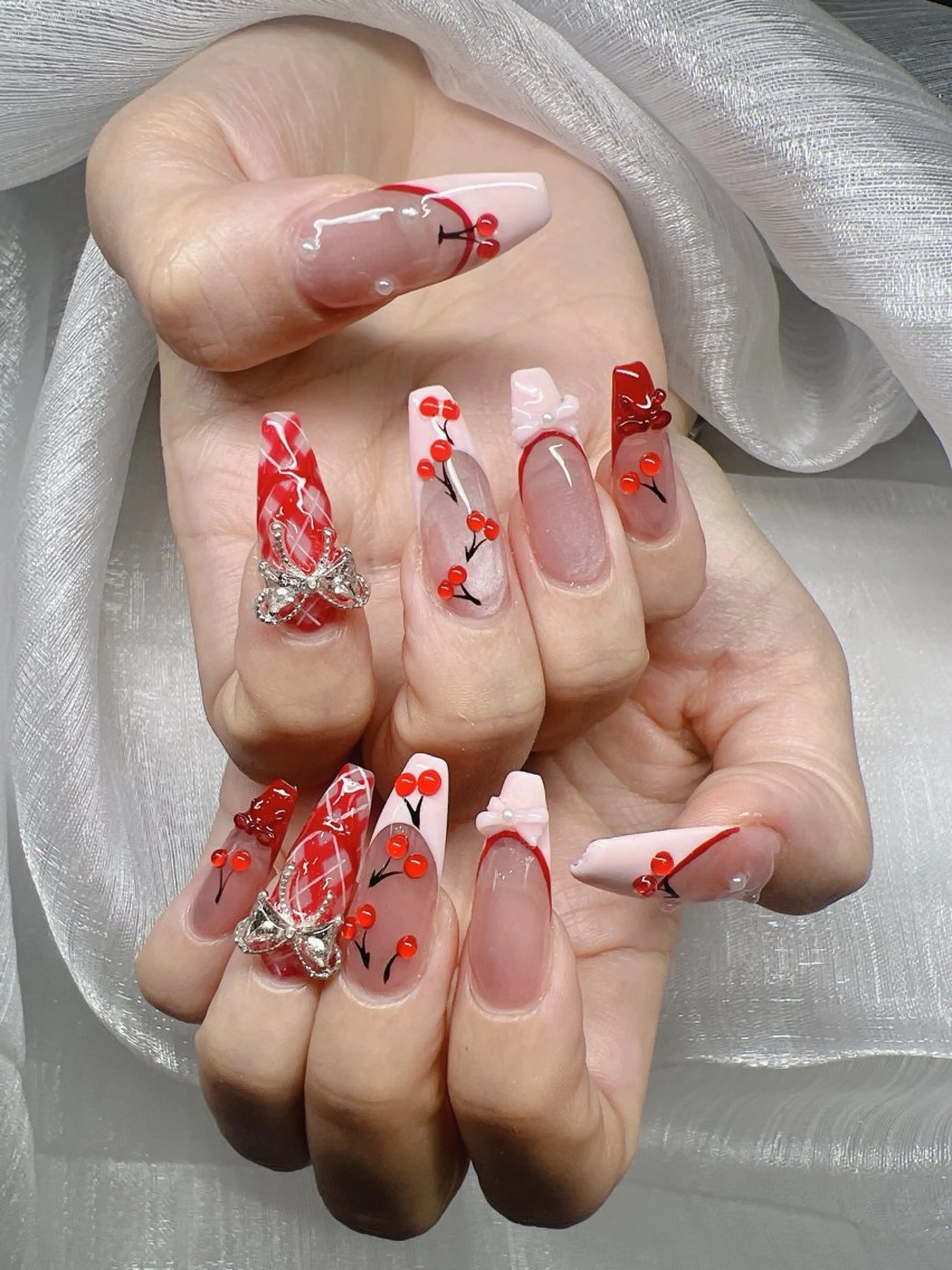 ネイル 長さ出し グラデーション キラキラネイル マグネットネイル ニュアンスネイル ハンドネイル Lee Nails チップ長さだし専門店のネイルデザイン