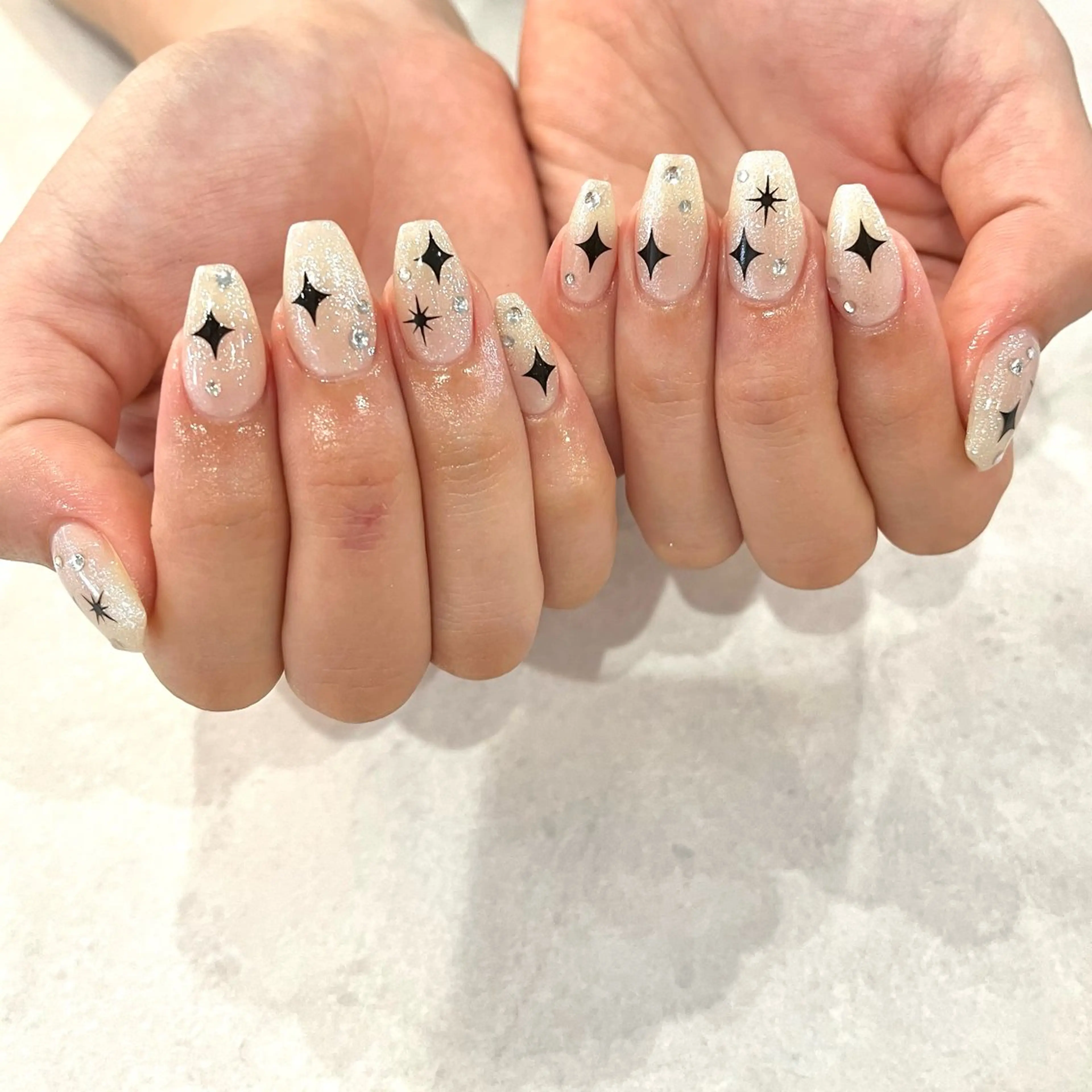 ネイル ハンドネイル Cleo伏見店🌿 Momokaのネイルデザイン