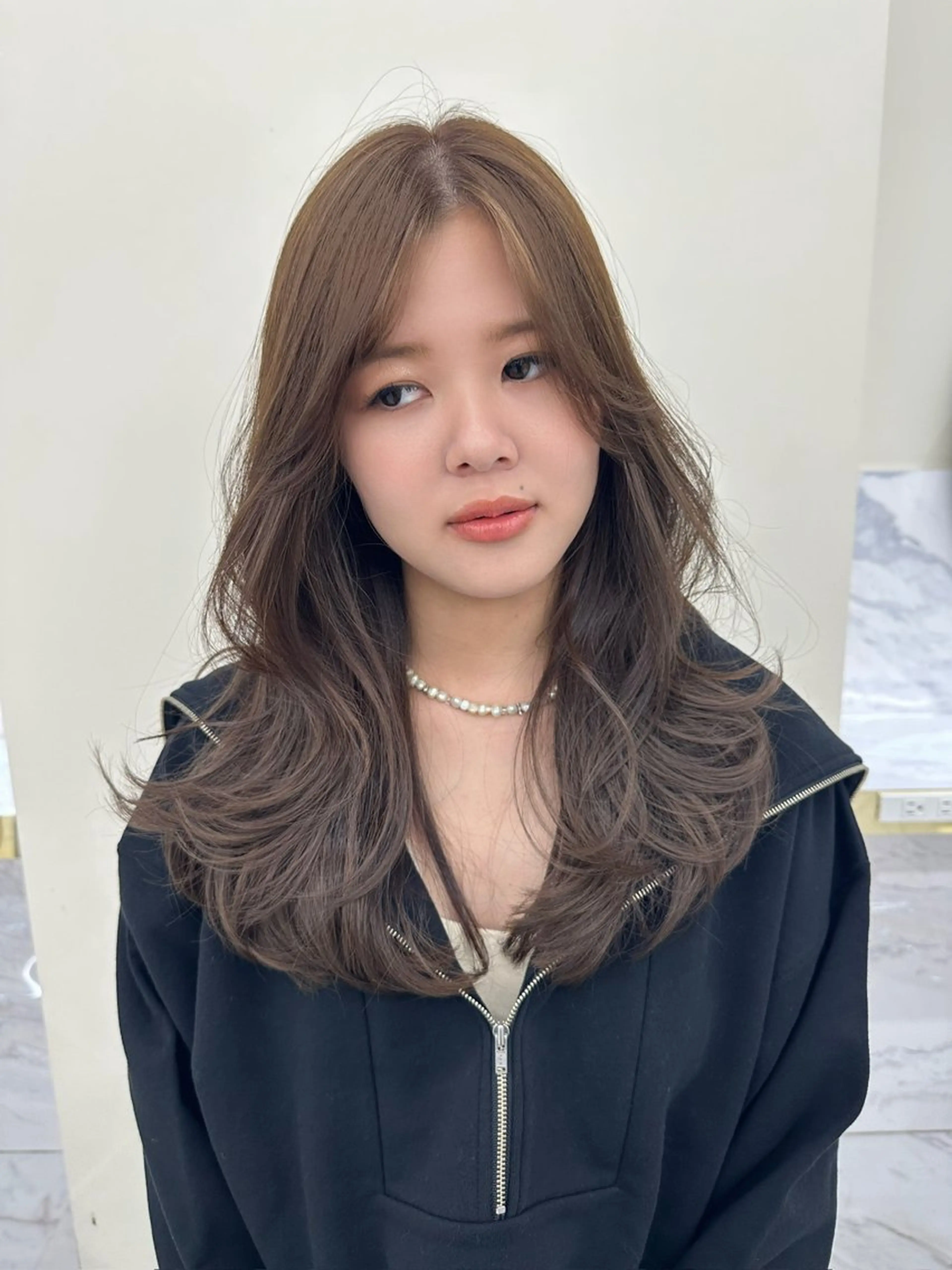 セミロング カット ヘアカラー トリートメント 似合わせ顔まわりカッ ト🩶瀧本美咲のヘアスタイル