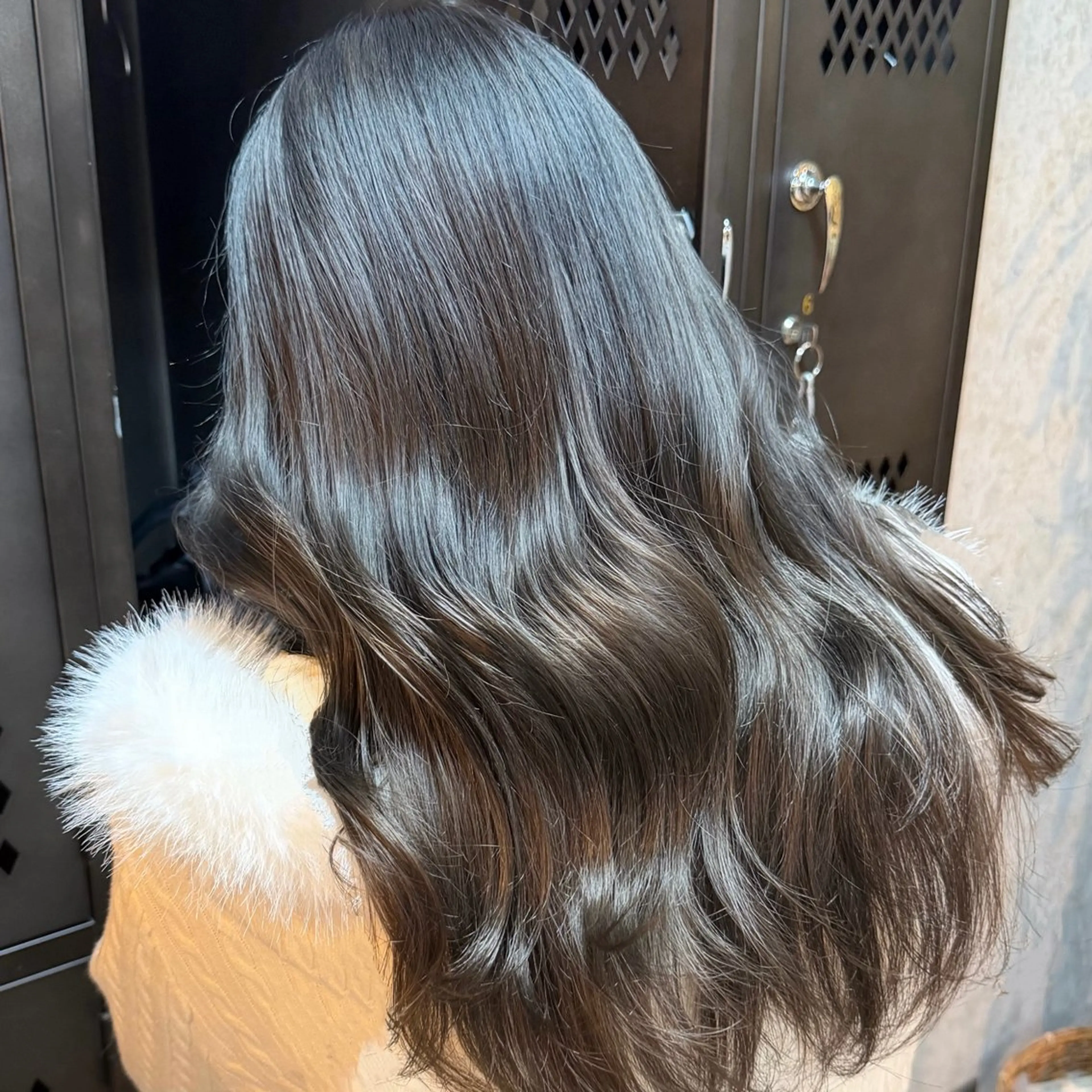 【人気Ｎｏ.2🦋】清潔感×くすみ感の最強バランスオリーブグレージュカラー🫒🩶✨️クイックトリートメント付き🎀の写真