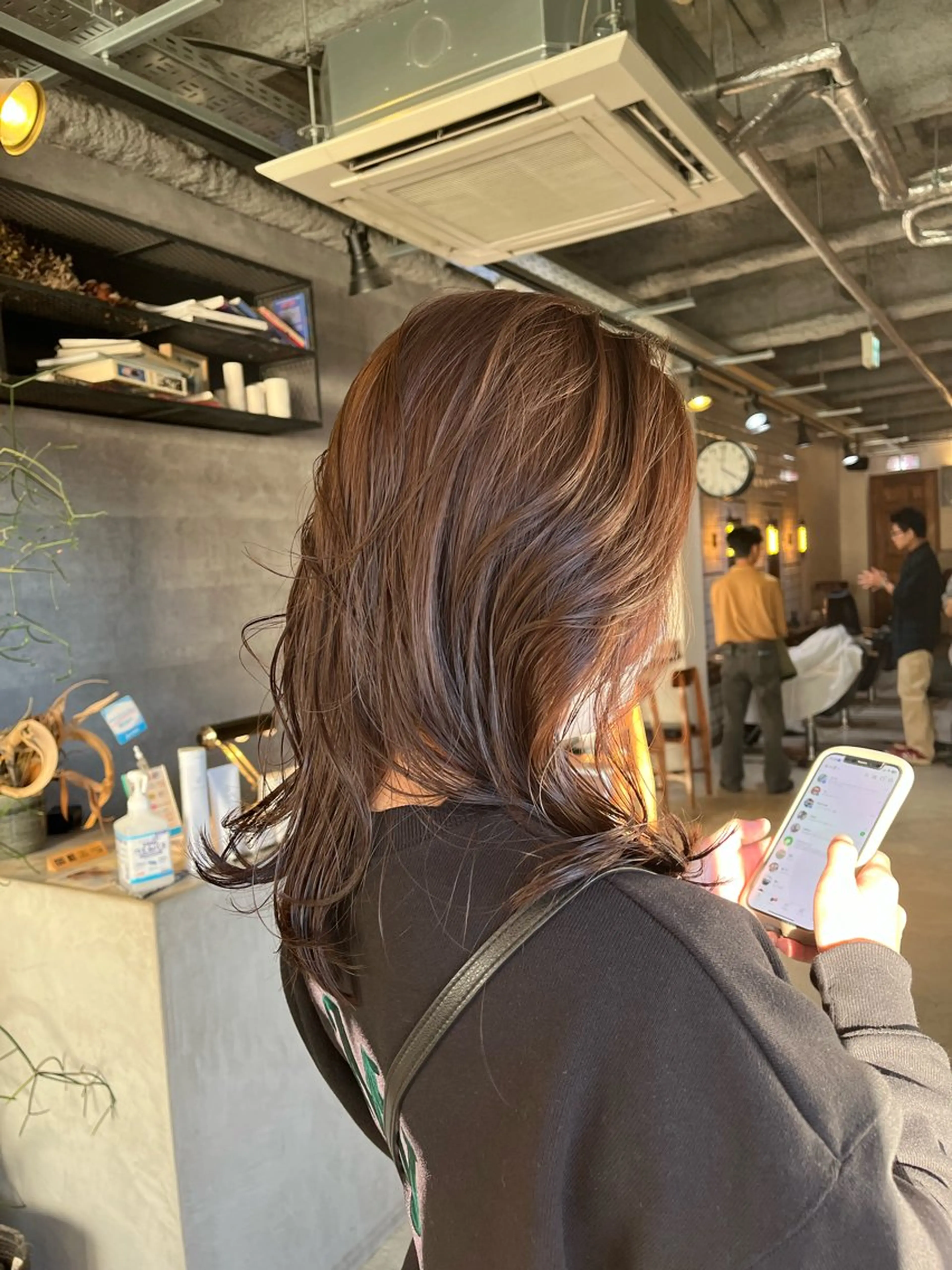 セミロング レイヤーカット カット ヘアカラー トリートメント times salon 栄所属・韓国ヘアスタイリスト Harukaのヘアスタイル