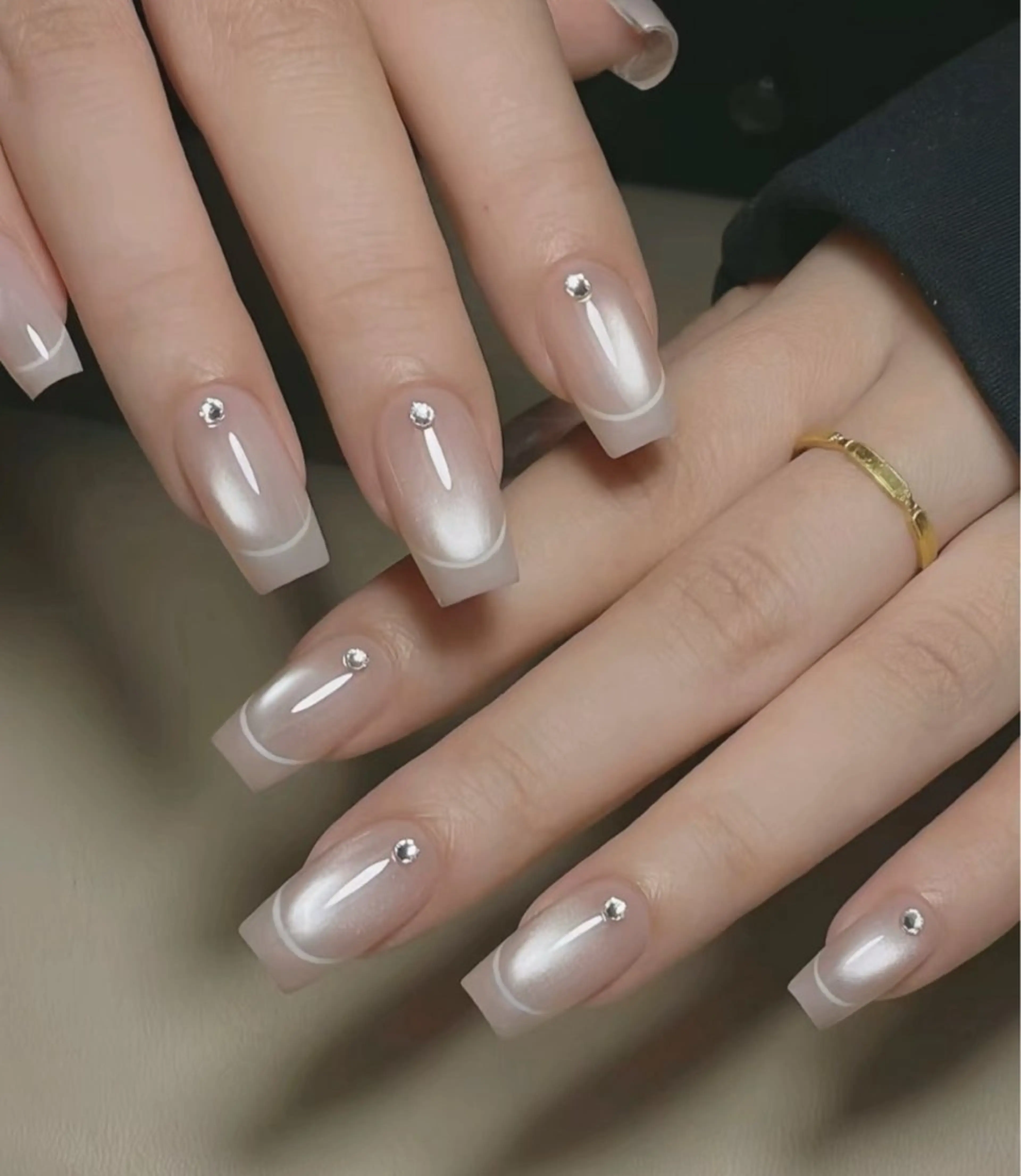 ネイル ハンドネイル Beauty Build Upのネイルデザイン