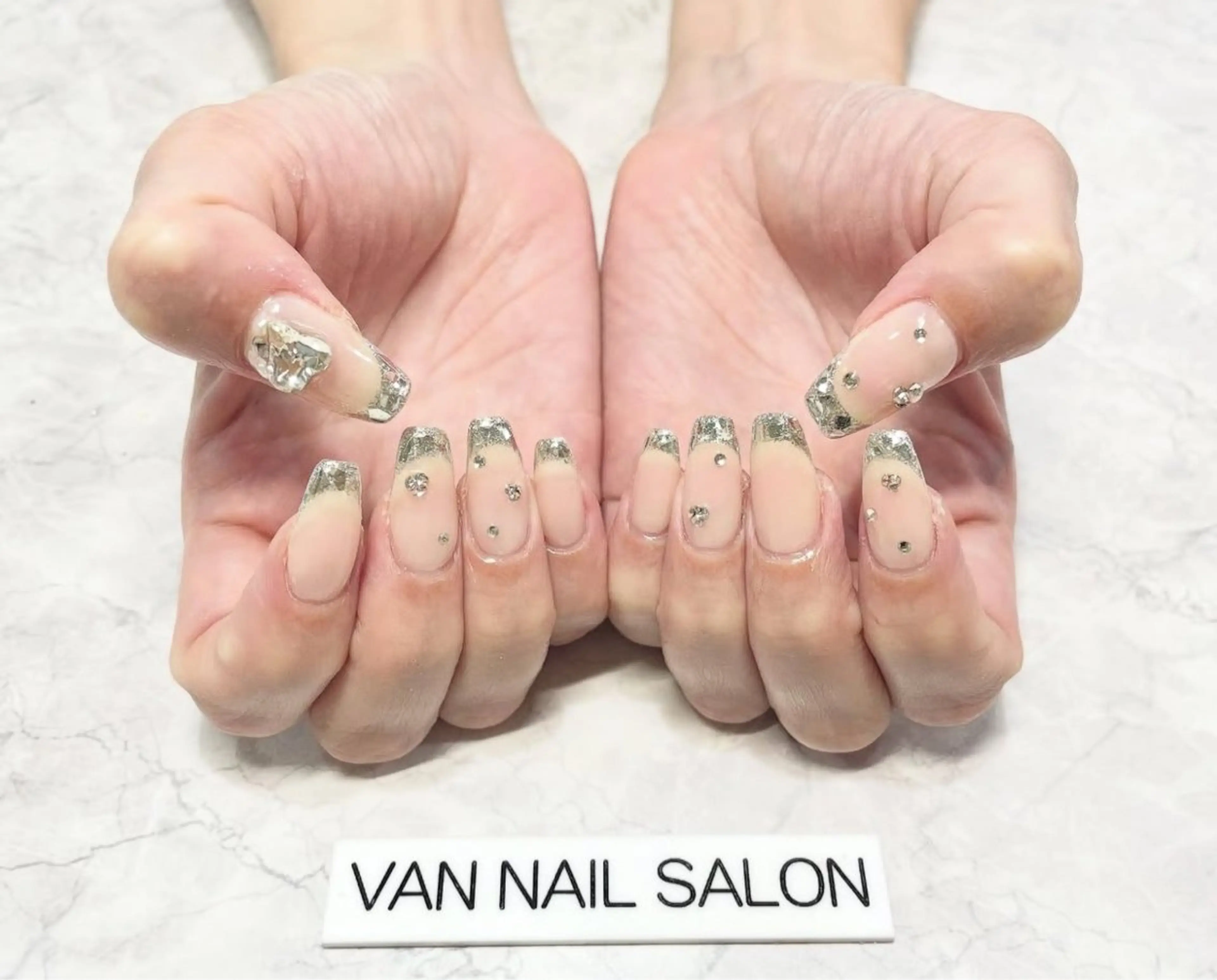 ネイル ハンドネイル Van Nail Salonのネイルデザイン