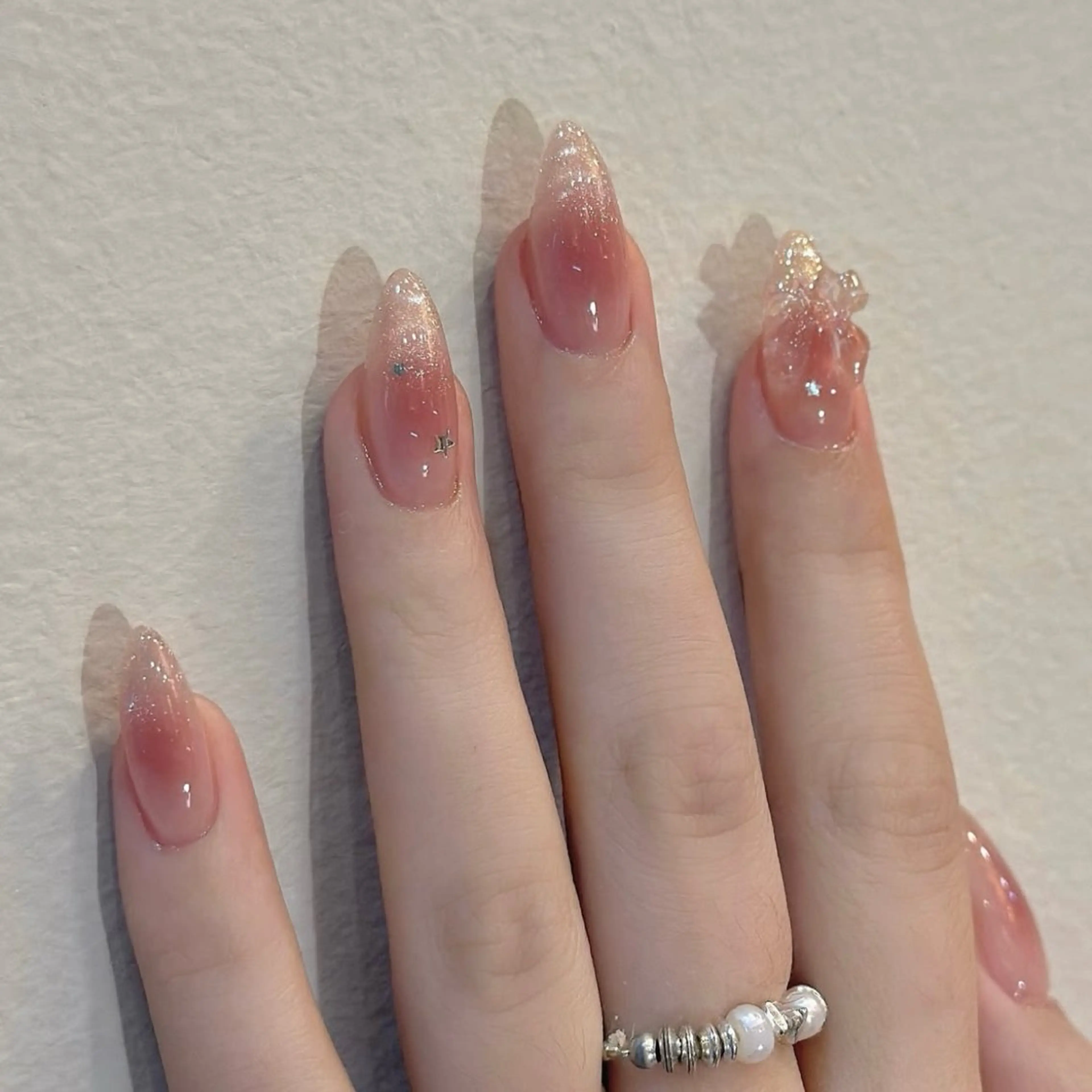 ネイル アートネイル チークネイル フレンチネイル ジェルネイル グラデーション ハンドネイル Lala Nails所属・Lala Nailsのネイルデザイン