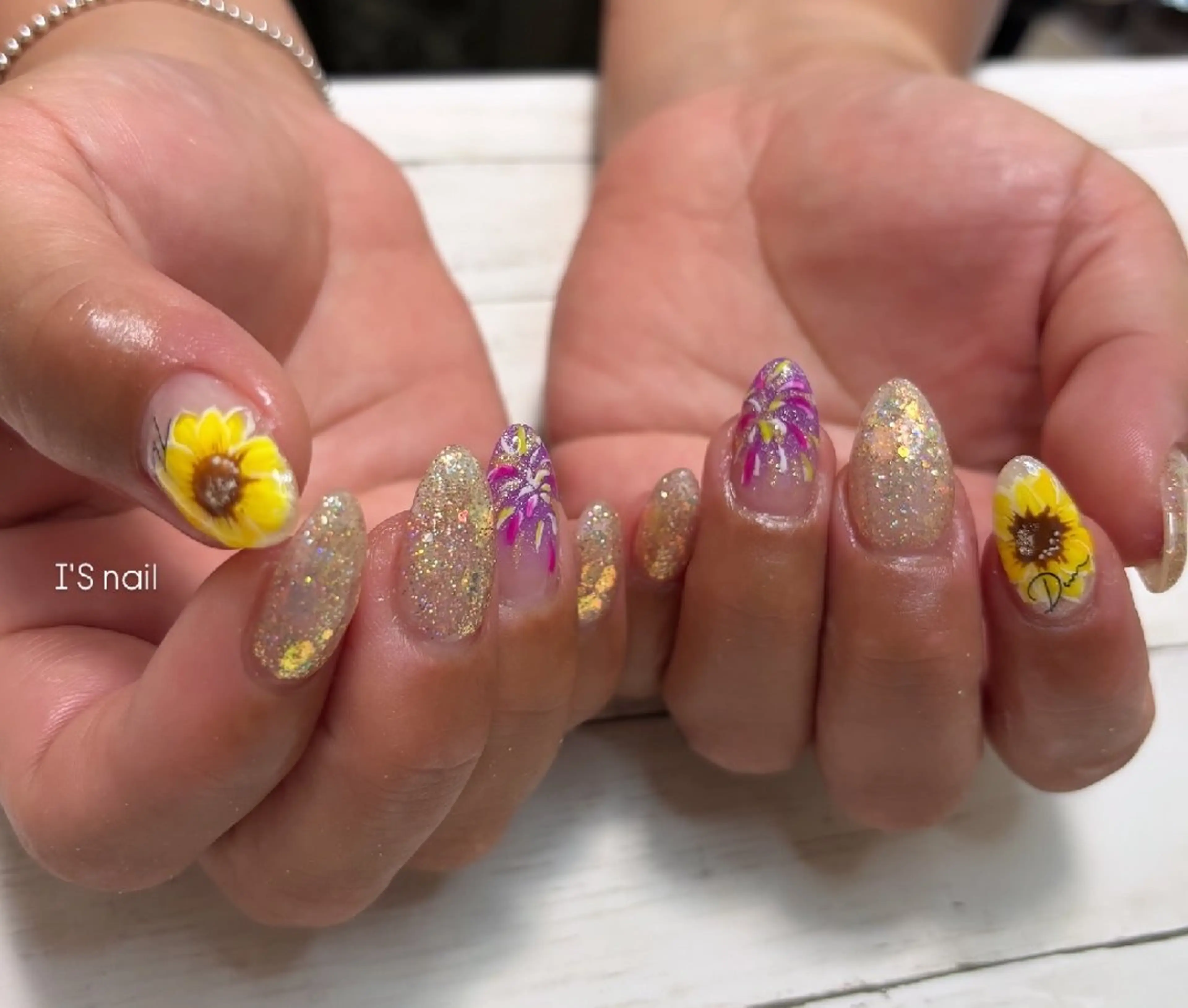 ネイル 夏ネイル ハンドネイル I'S nail 佐野のネイルデザイン