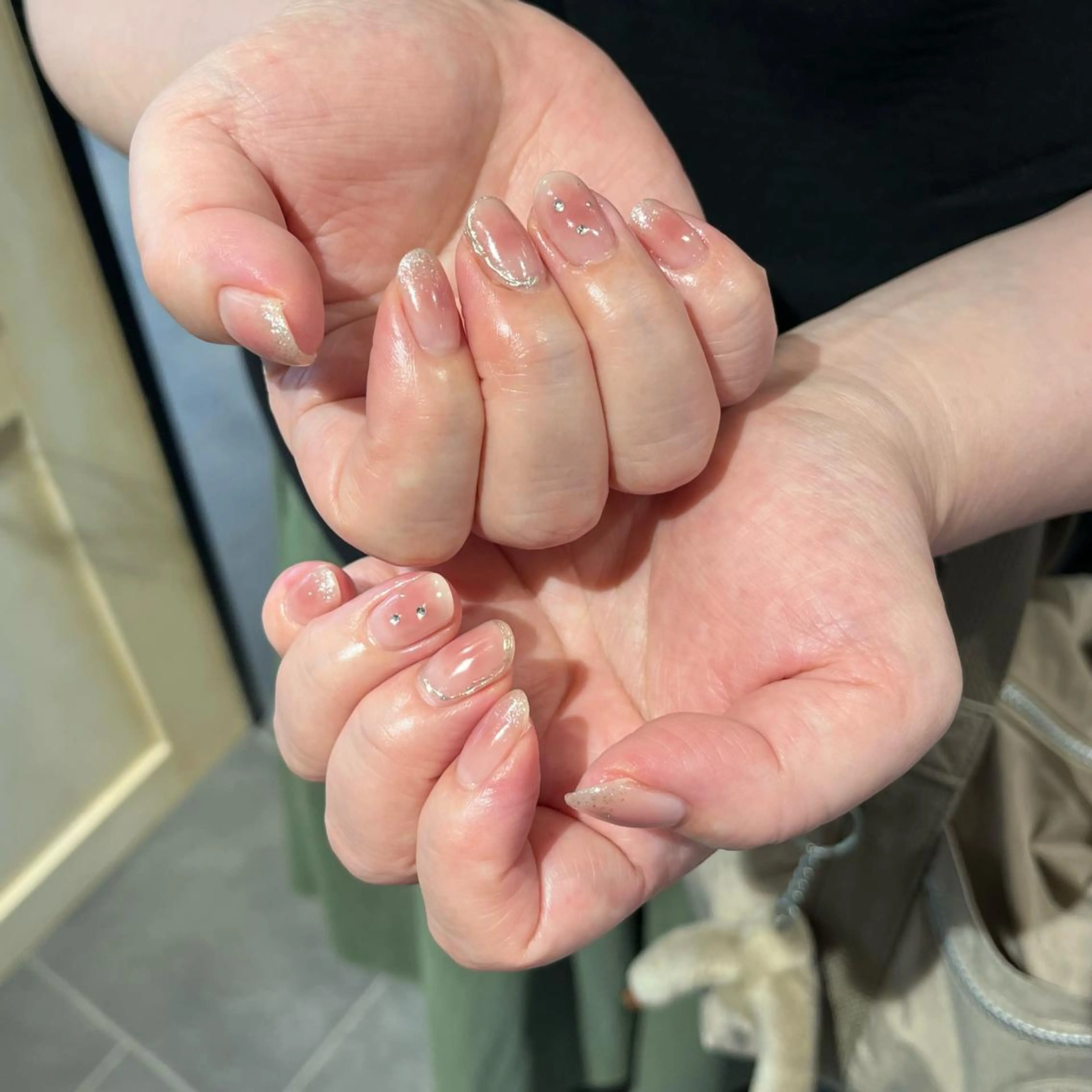 ネイル ハンドネイル 鈴木 里奈のネイルデザイン