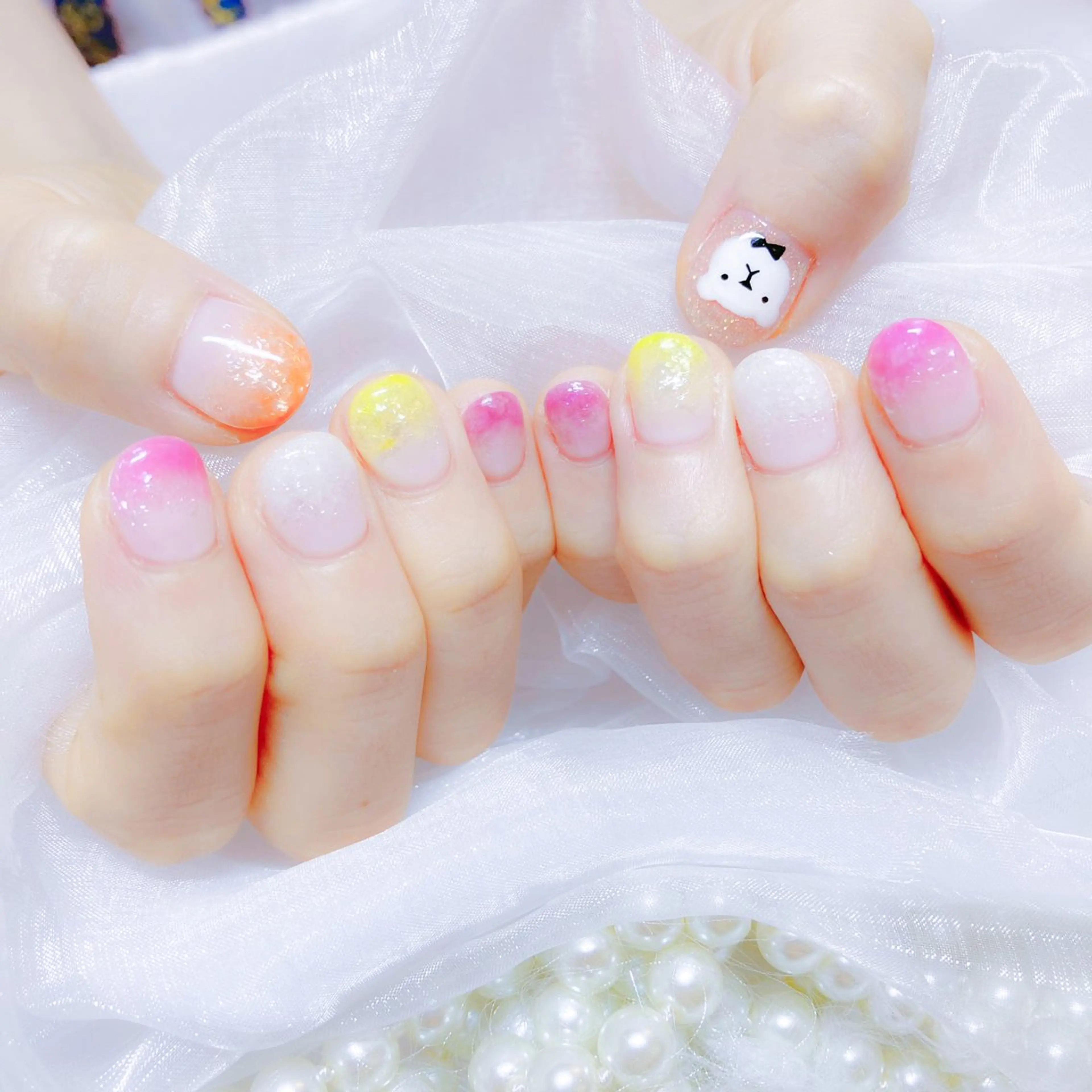 ネイル オーロラネイル フラッシュネイル ジェルネイル 氷ネイル・うるうるネイル キラキラネイル ハンドネイル Amour baseのネイルデザイン
