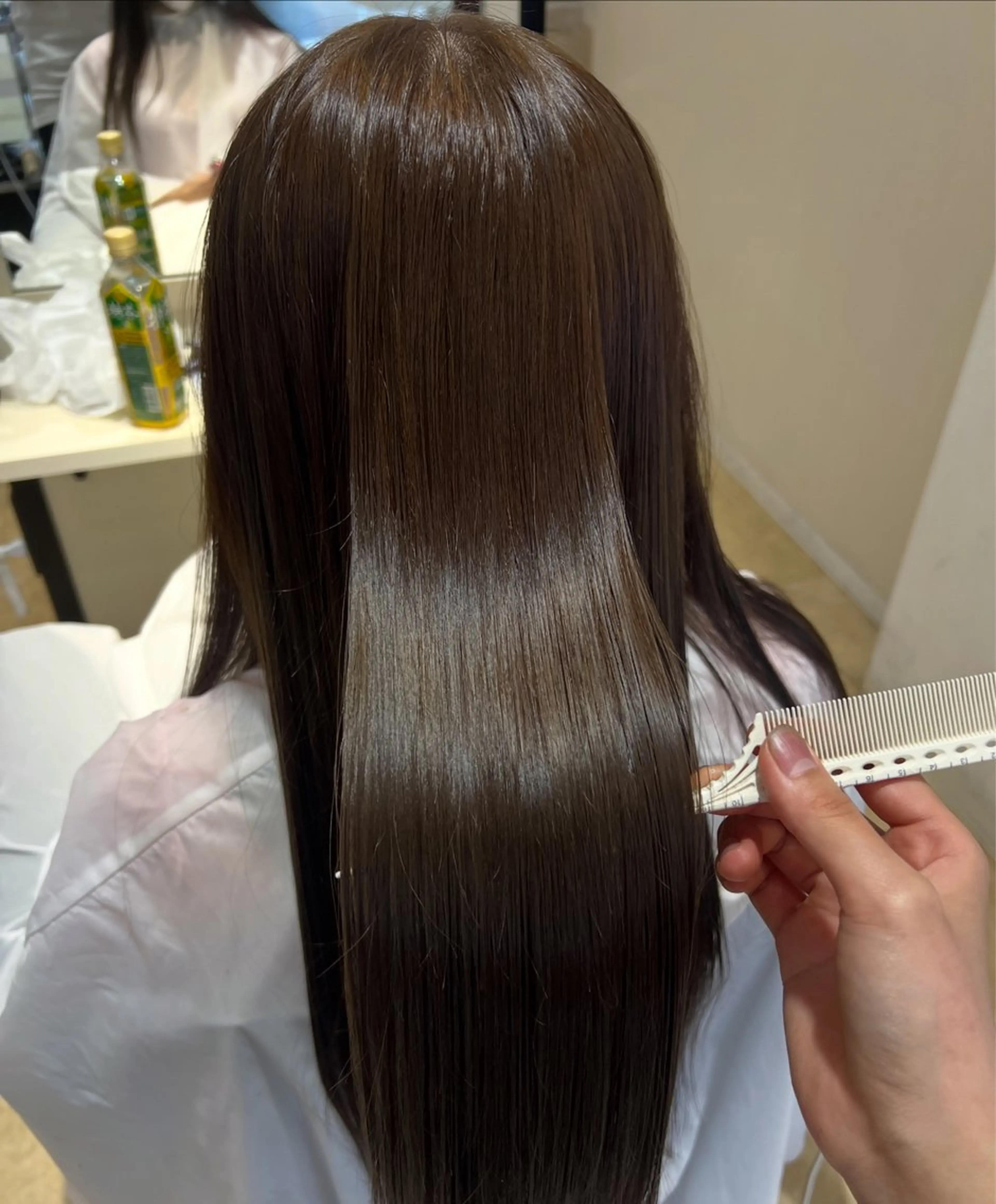 【憧れのうる艶髪に🫧】縮毛矯正の写真