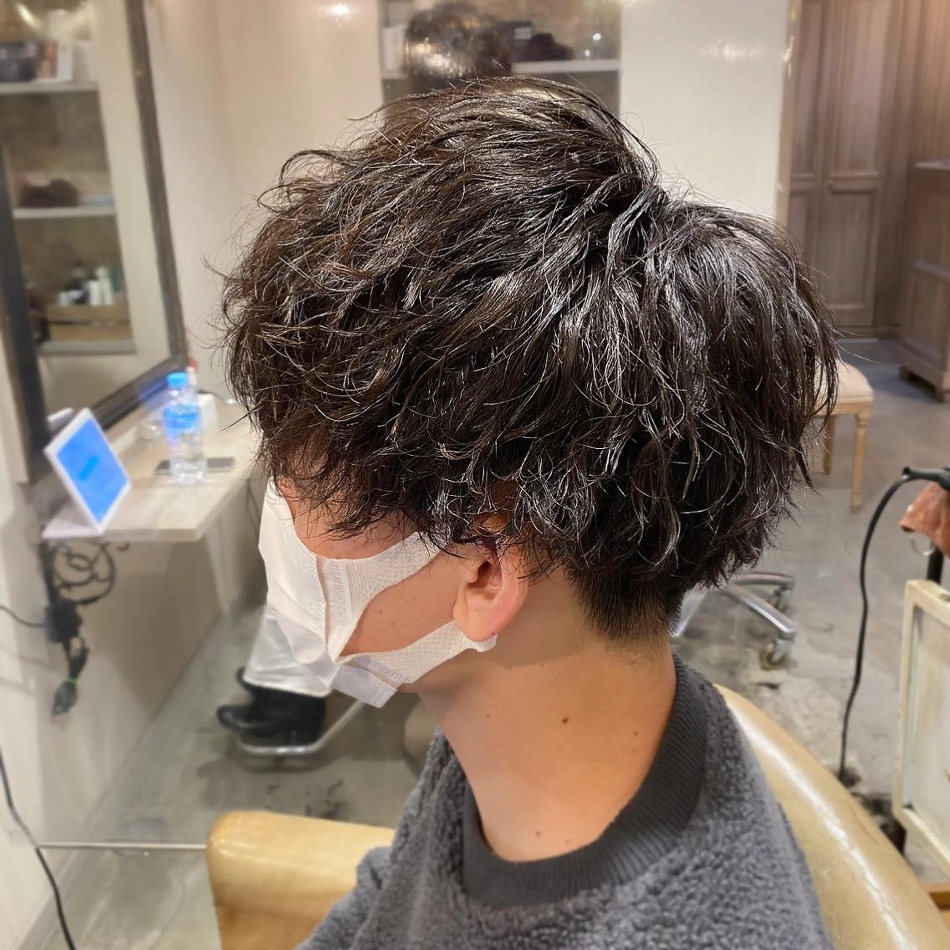 ショート パーマ メンズ メンズパーマ ツイストスパイラルパーマ スパイラルパーマ メンズパーマ 西條真治のヘアスタイル