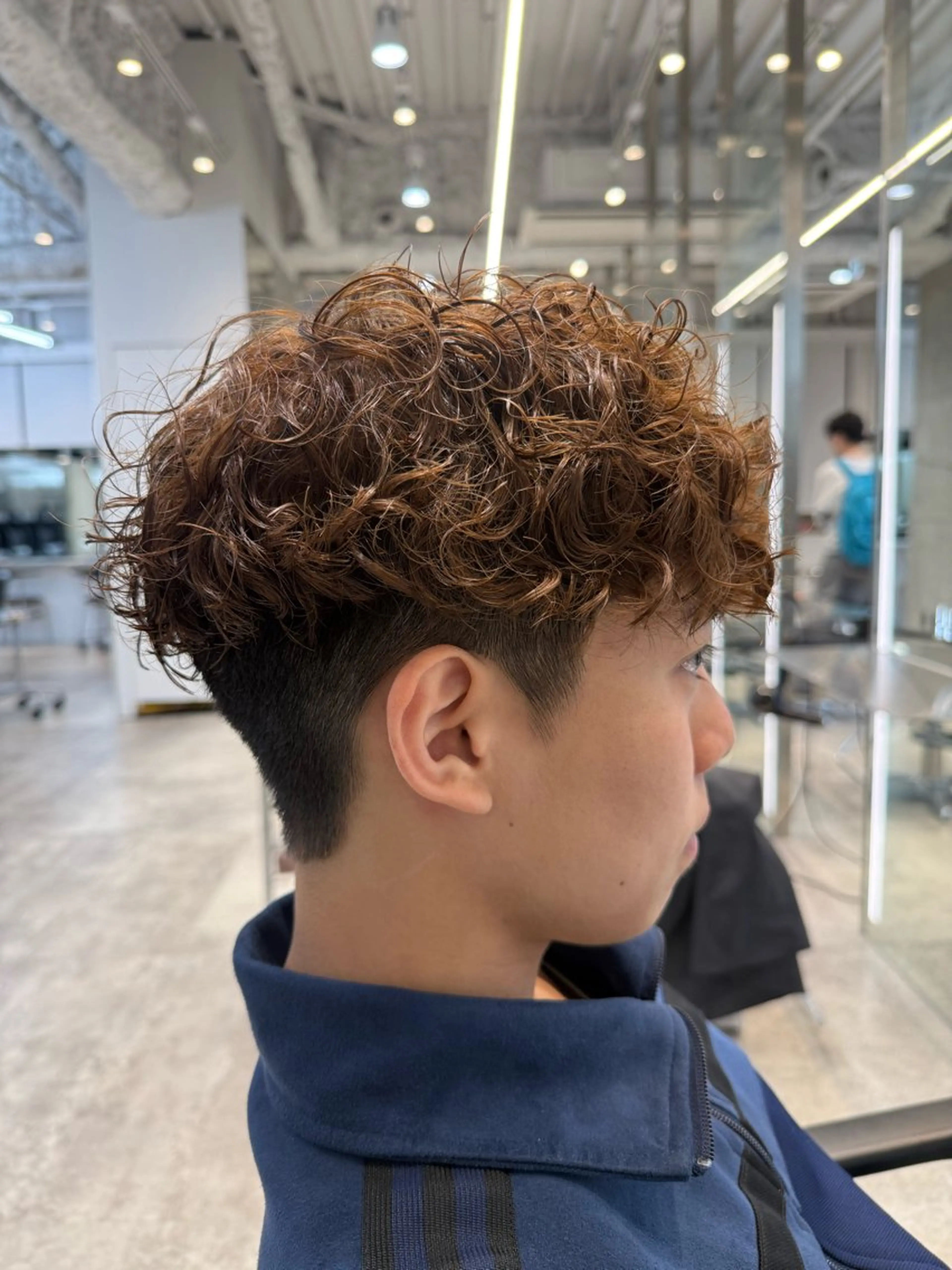 パーマ メンズ スペインカール カット ヘアカラー パーマ トリートメント 【fifth】渡部 永遠のヘアスタイル