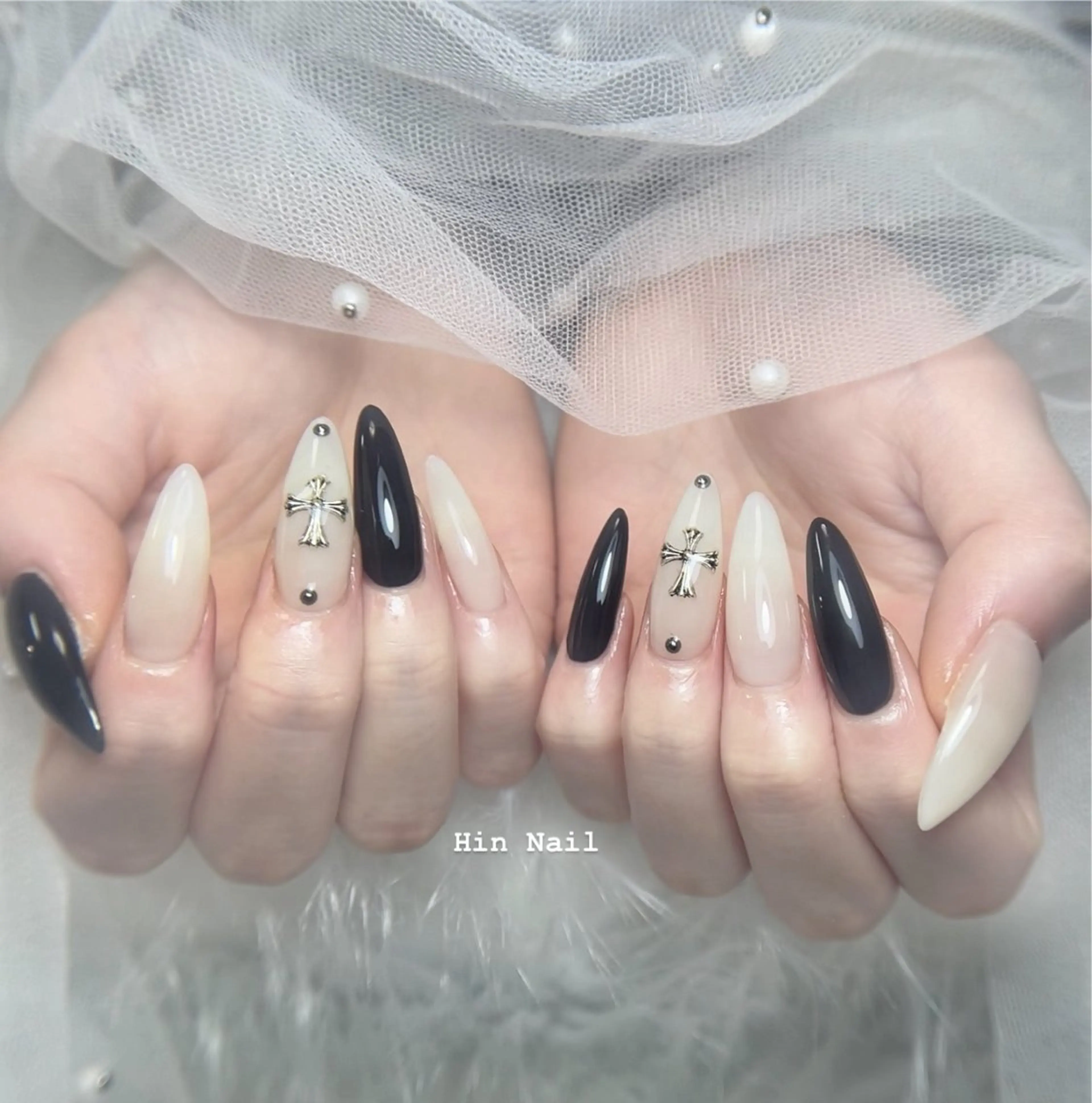 ネイル フットネイル フレンチネイル ジェルネイル グラデーション 韓国ネイル ハンドネイル HIN NAILのネイルデザイン