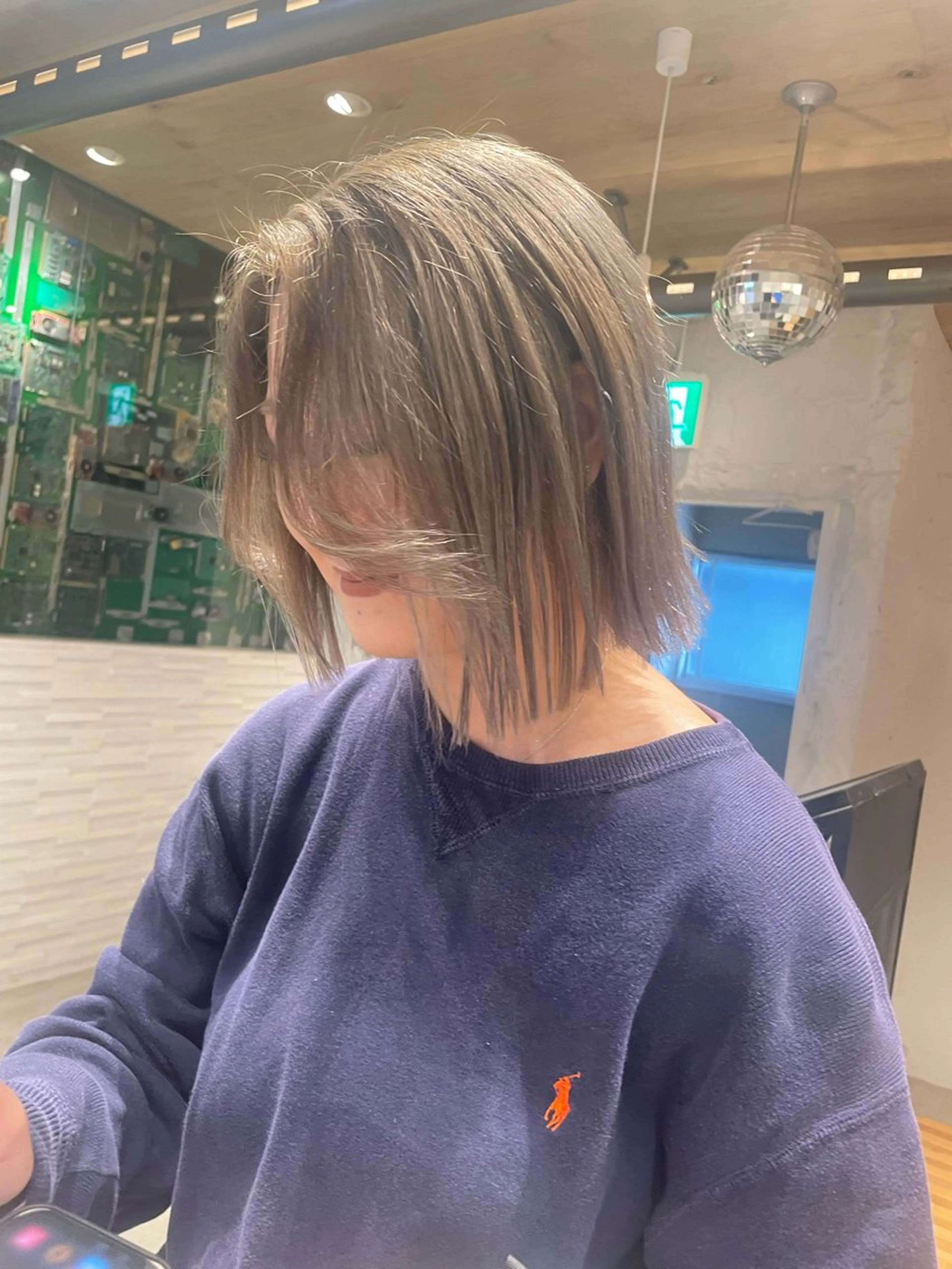 ショート カラー ヘアカラー 艶ハイトーン👑♡ NATSUKIのヘアスタイル