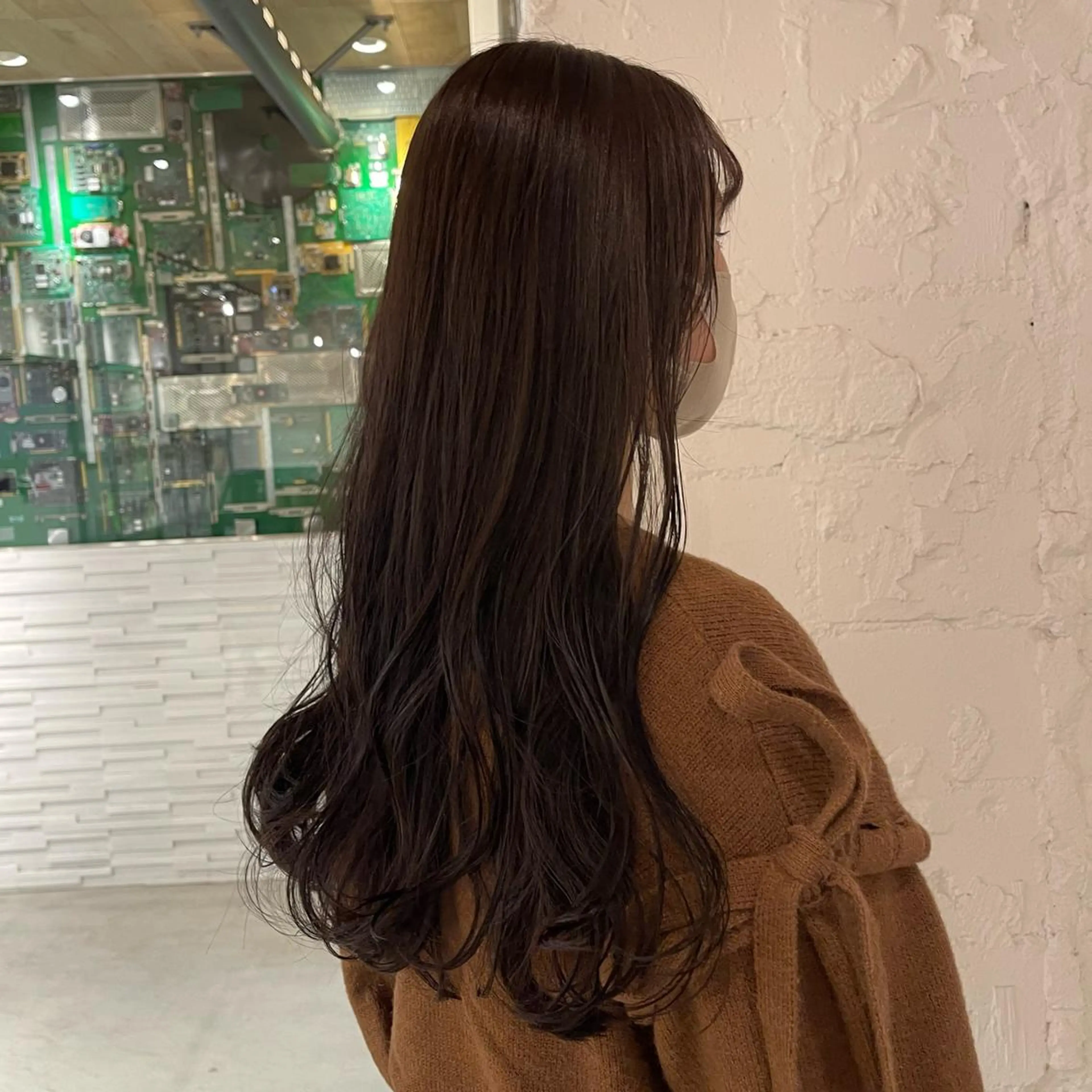 ロング カラー グレージュ カット ヘアカラー トリートメント lunty miichiのヘアスタイル