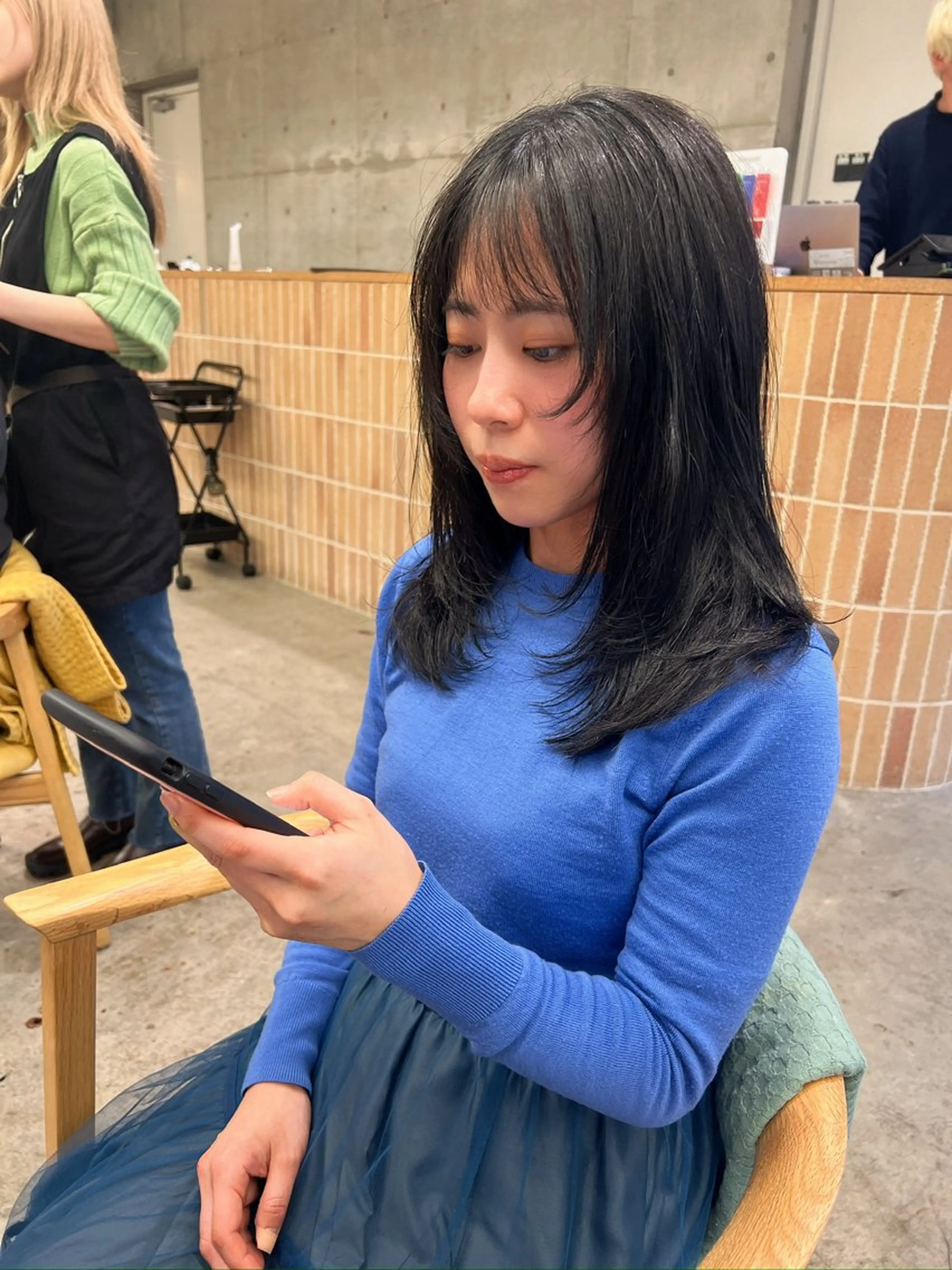 ロング ロングレイヤー アッシュ 顔周りカット 韓国風ヘア レイヤーカット カット 誰よりも丁寧なカット 🍀小林輝のヘアスタイル