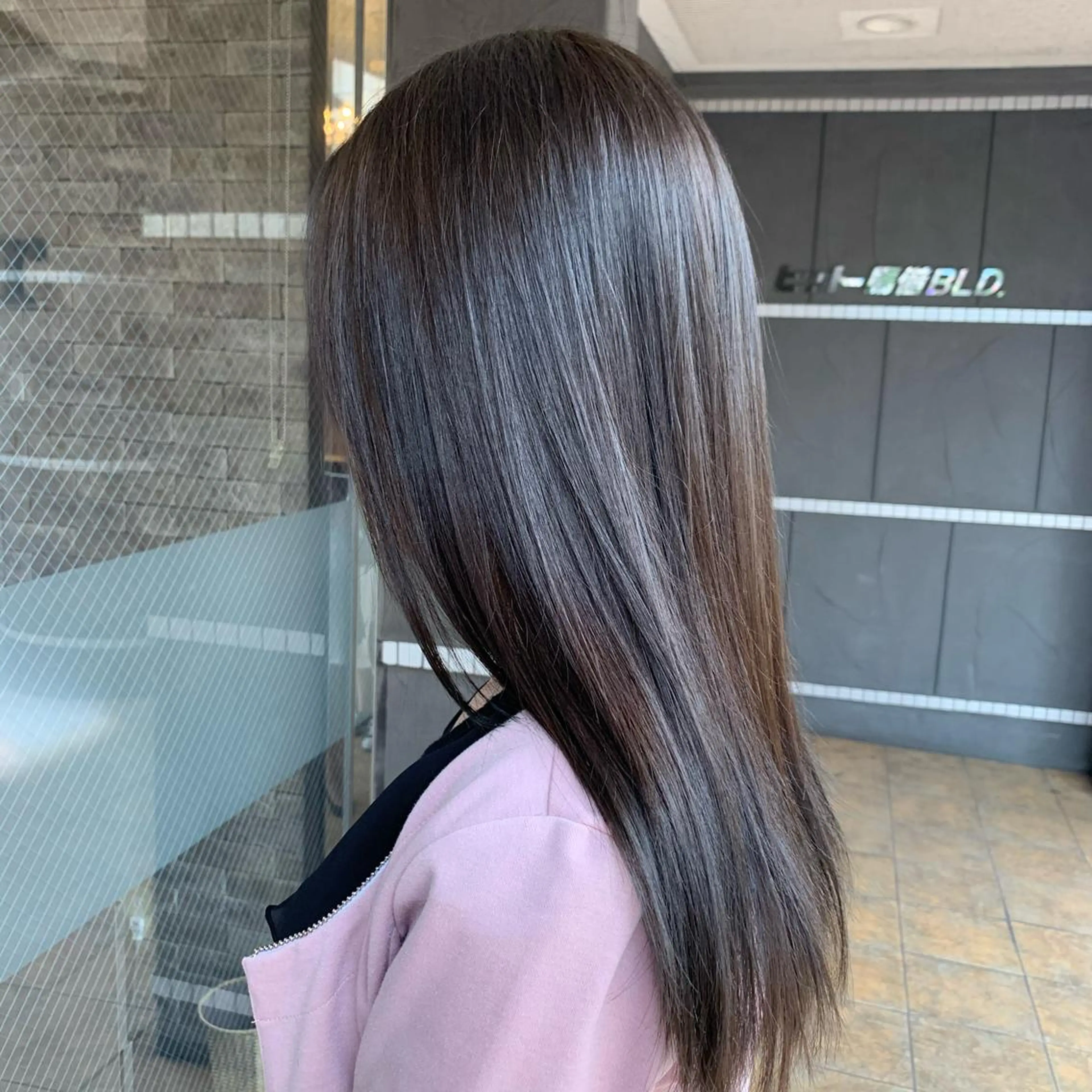 セミロング カラー HairDesign Azurのヘアスタイル