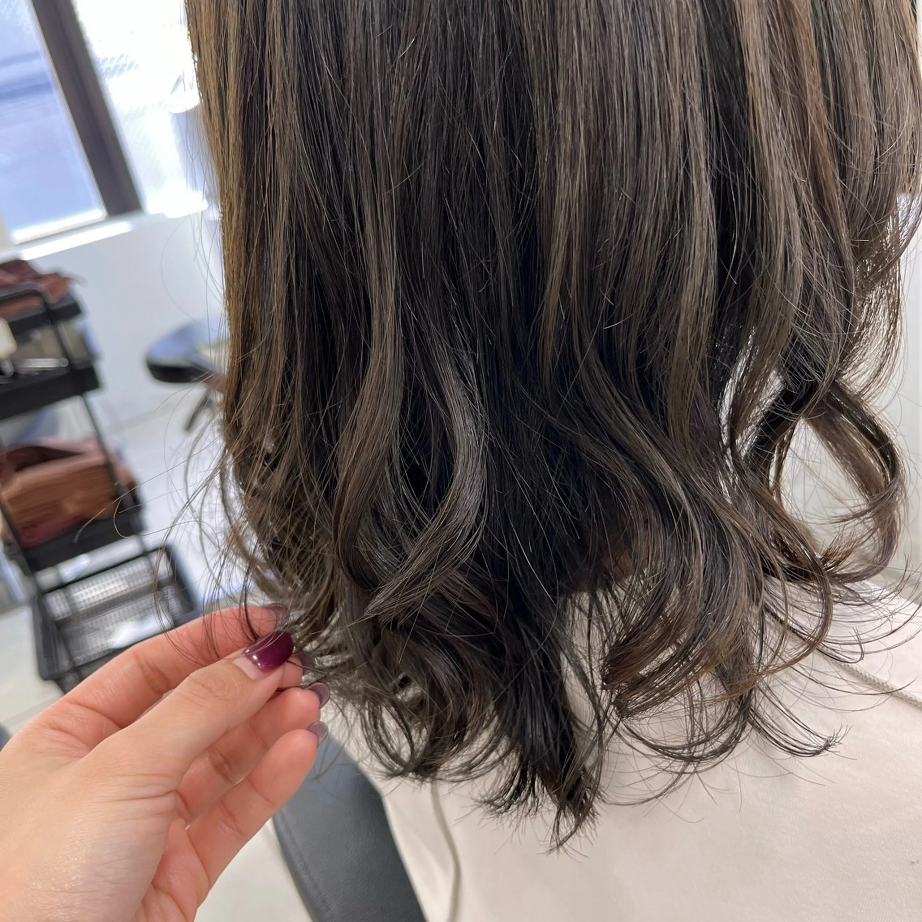 ミディアム カラー ベージュカラー オリーブカラー カット ヘアカラー トリートメント メンズ縮毛矯正🦊ハ イトーン　RYOKAのヘアスタイル
